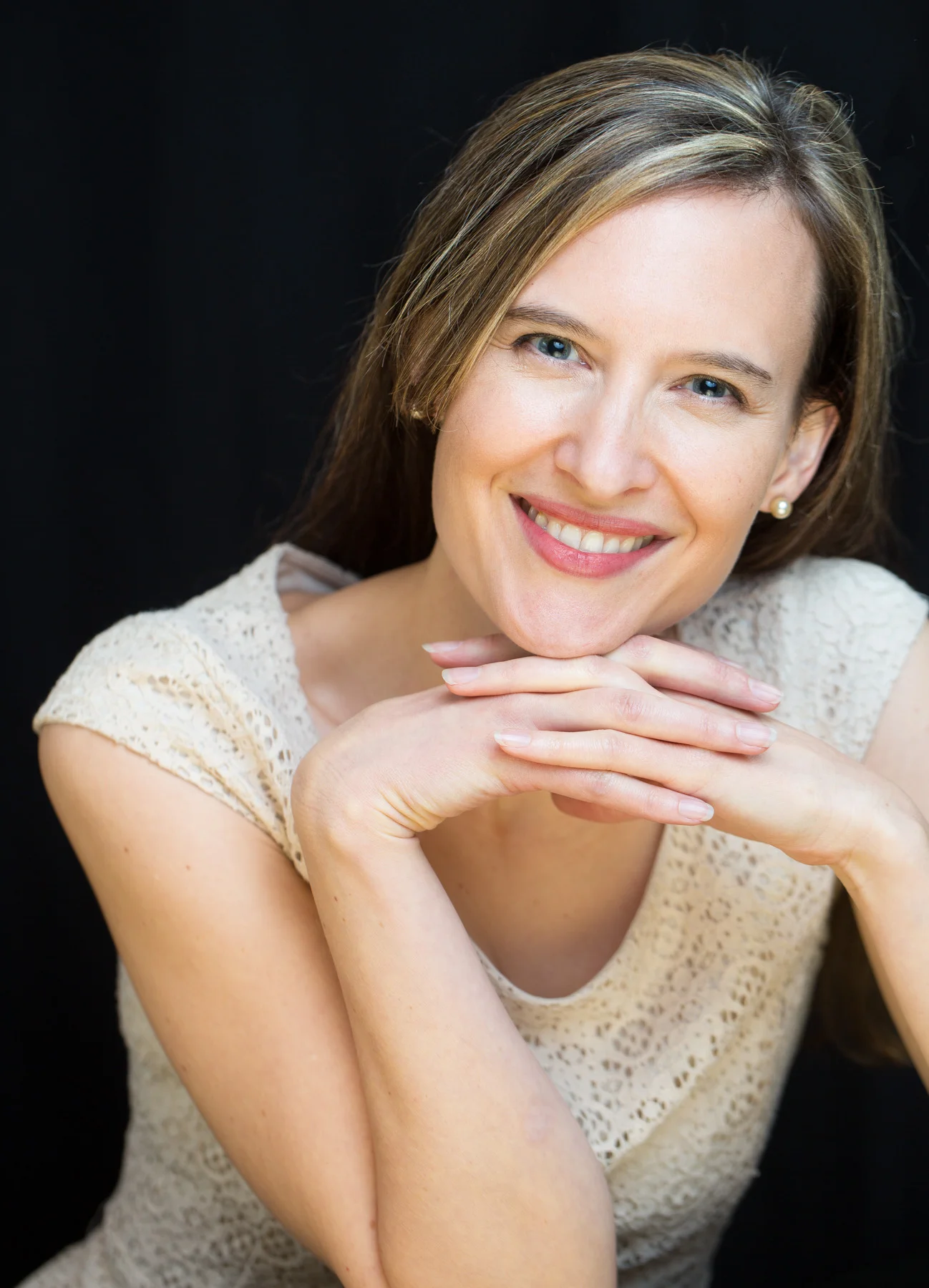 Headshot of Shannon Fanning, Chaplain at Boston Children's Hospital, by Sharona Jacobs. Boston, MA.