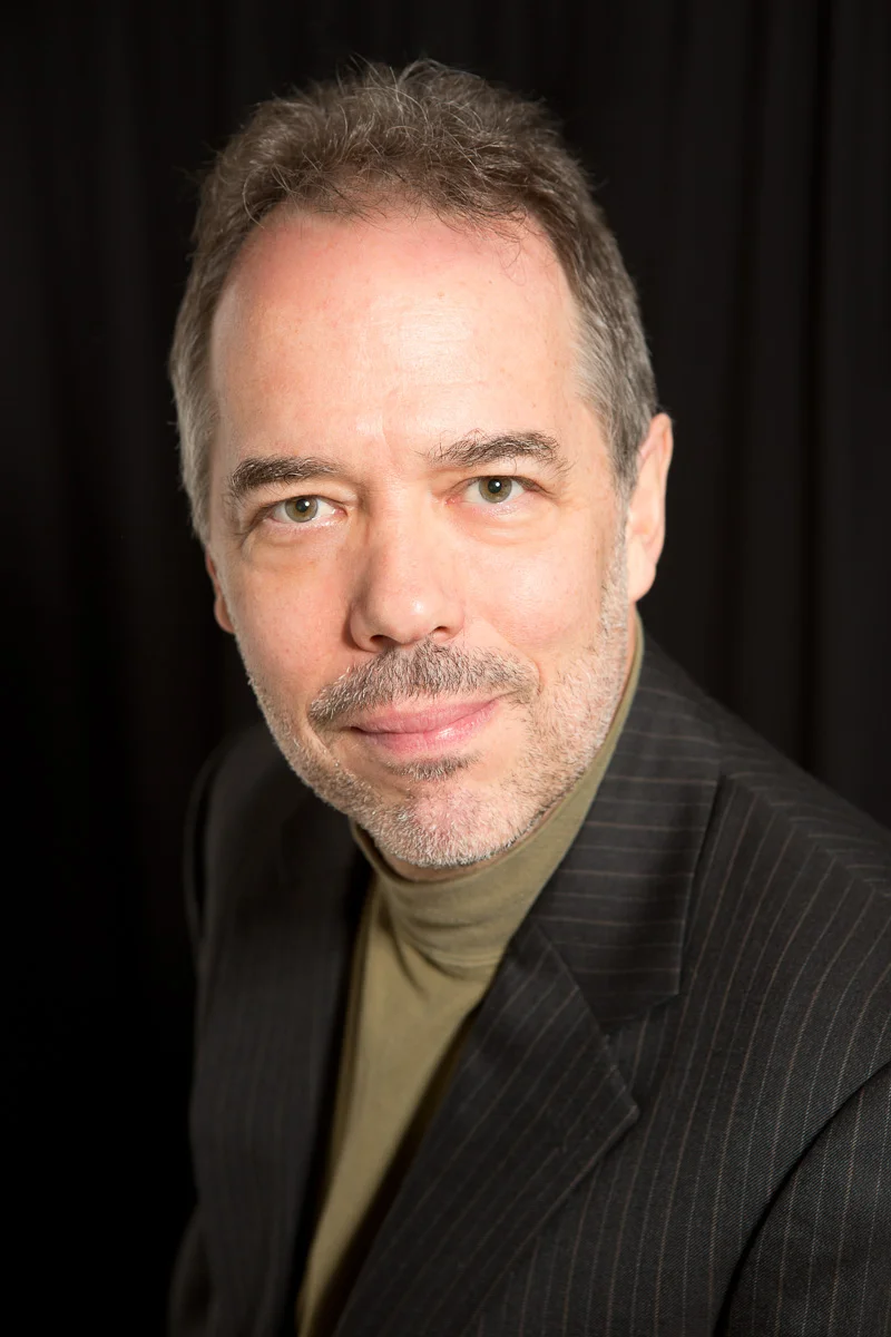 Commissioned commercial portraits — Author and editorial portraits ...