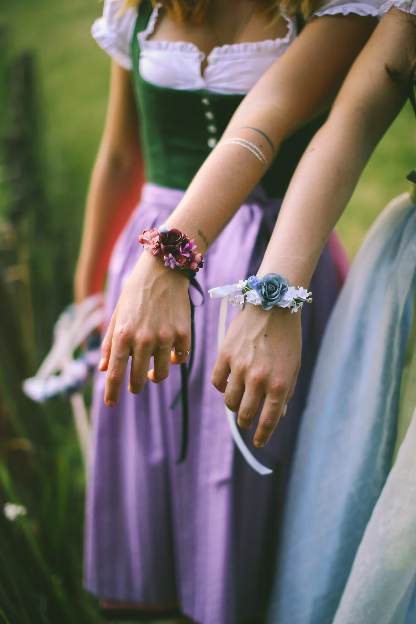 ADA16_Lookbook_We_are_flowergirls_blumenkranz_trachten_flowercrown_(33_von_40)_WEB.jpg