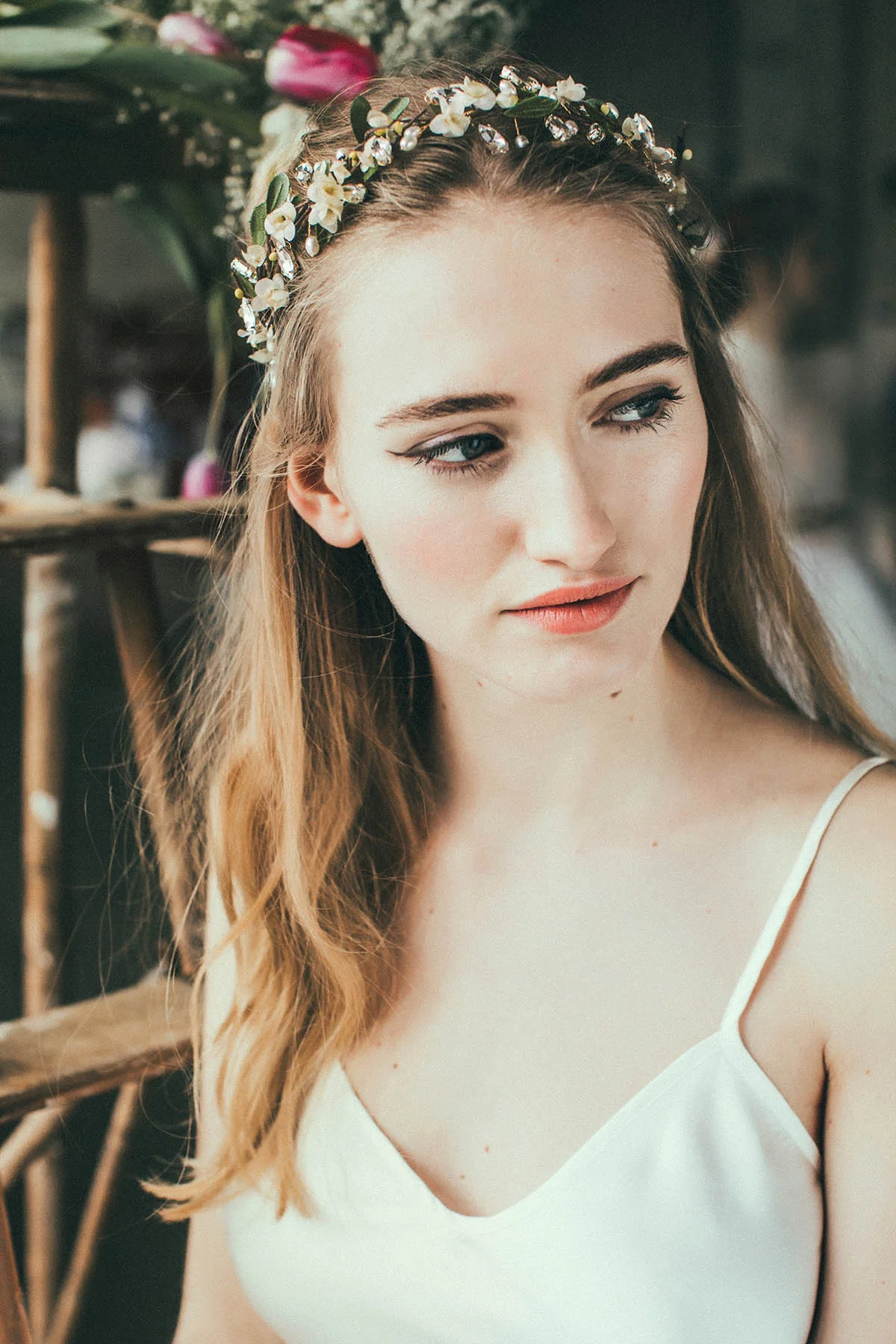 We-Are-Flowergirls_Lookbook_Flowercrown_Blumenkranz_SS17_c_Lupi-Spuma_Web_25.jpg