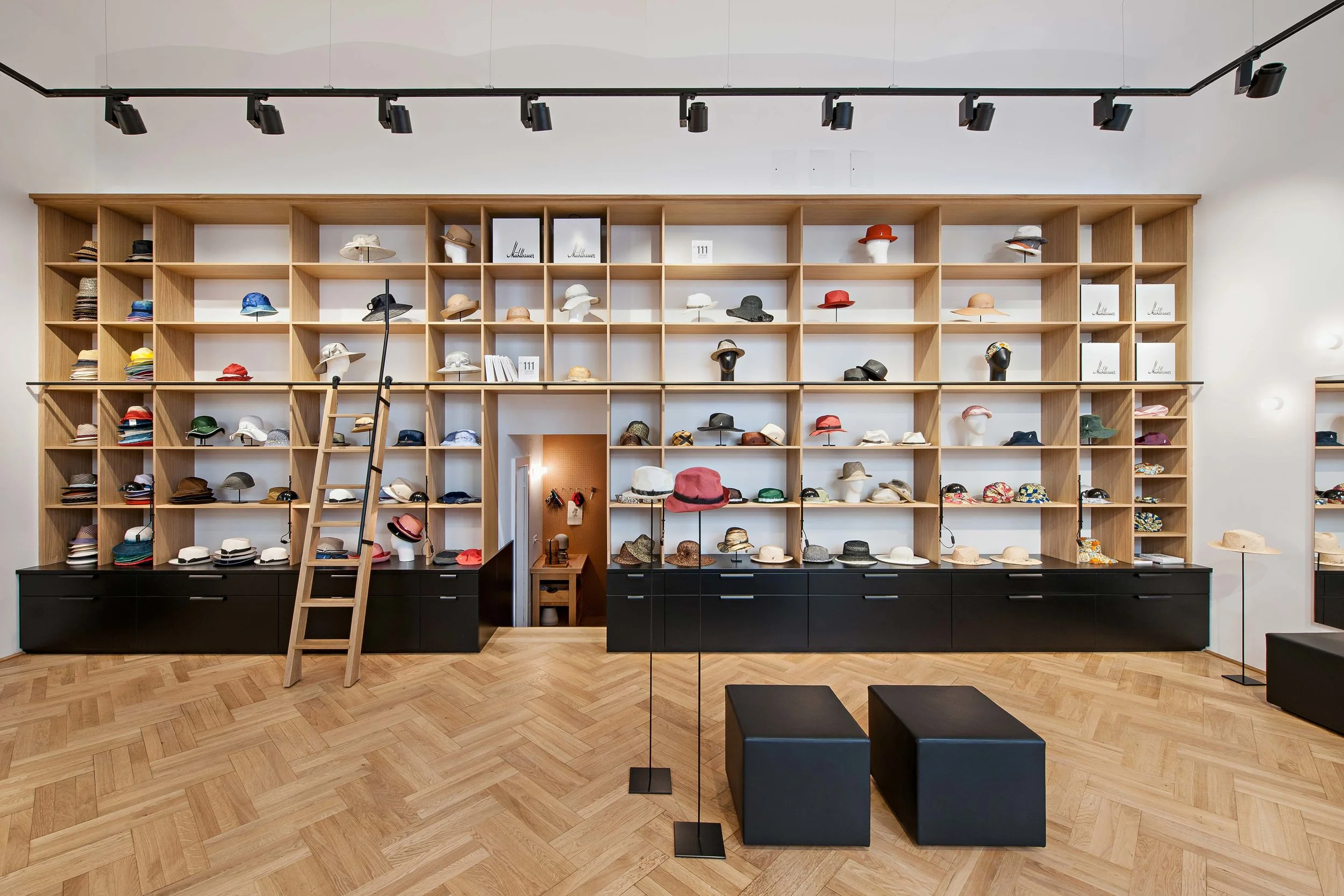 © Mühlbauer, Shop Neubaugasse