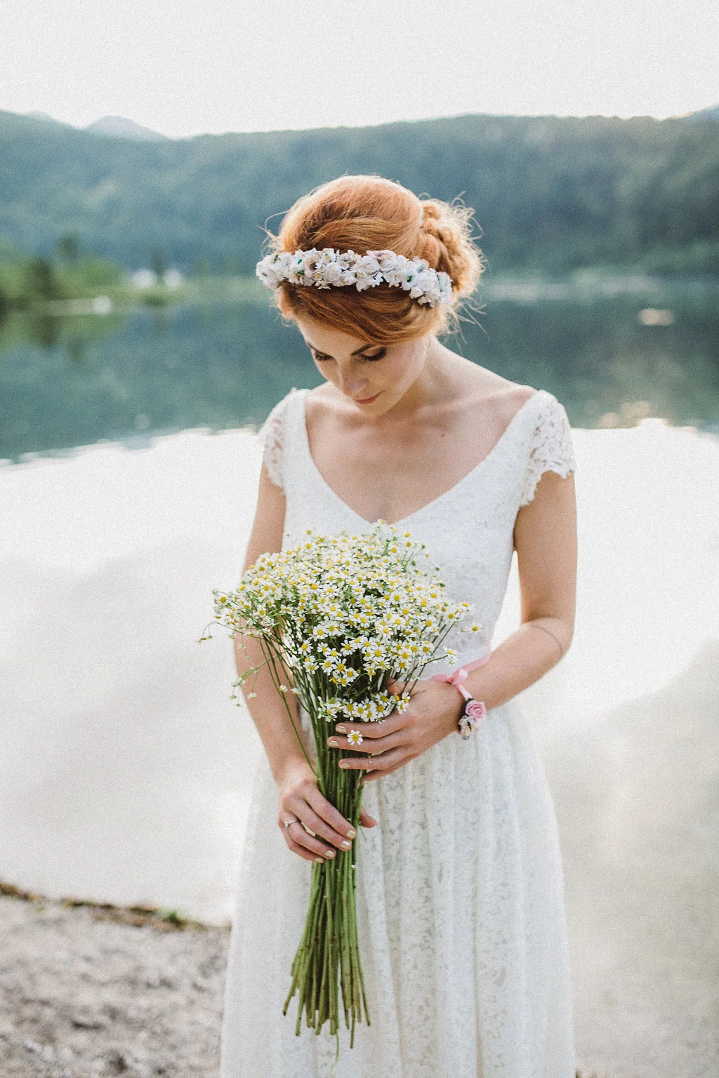 weareflowergirls-blumenkranz-flowercrown-wedding-hochzeit-handmade-flowers