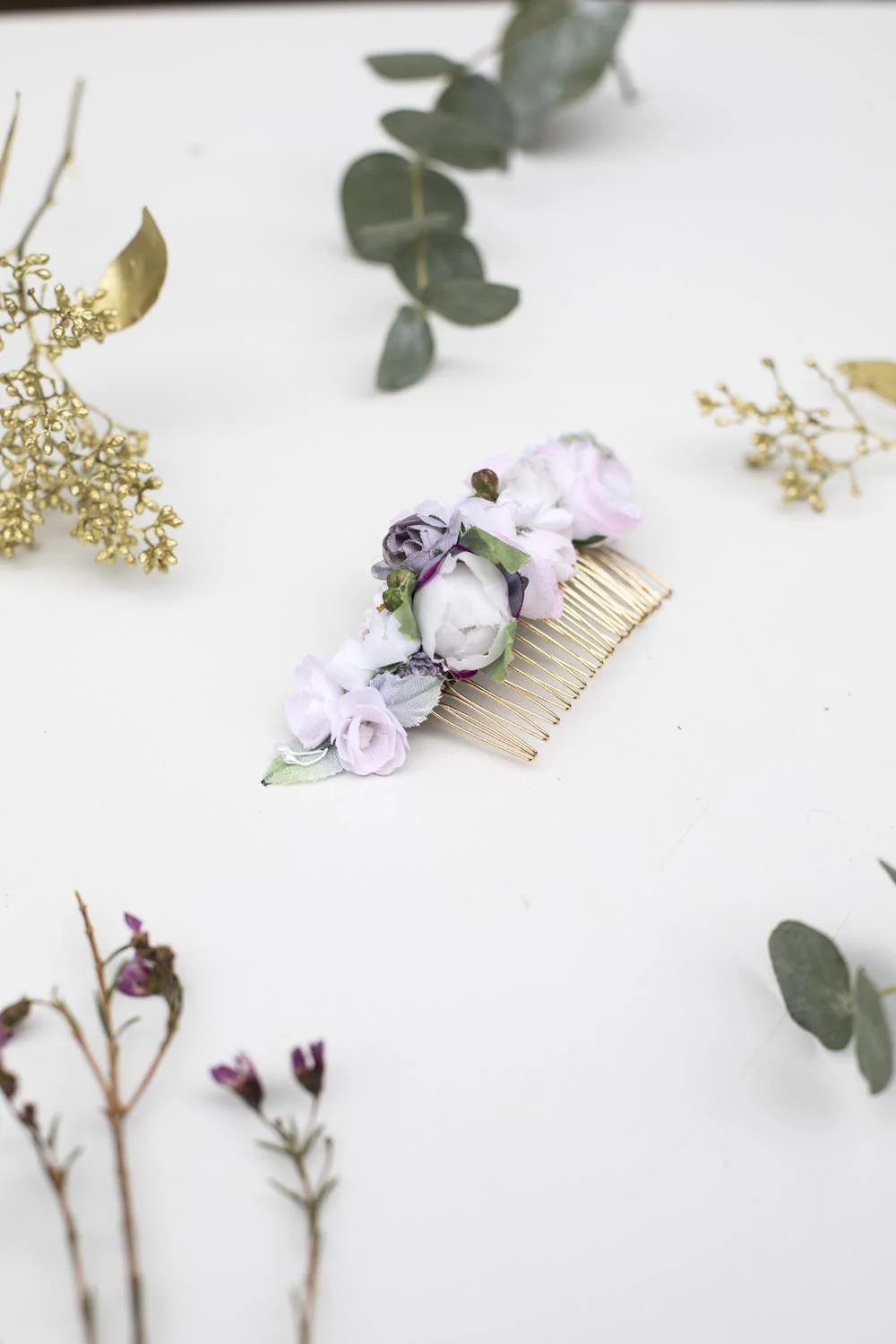We-Are-Flowergirls-Wedding-Collection-Blumenkranz-Flowercomb-Saphira-1.jpg