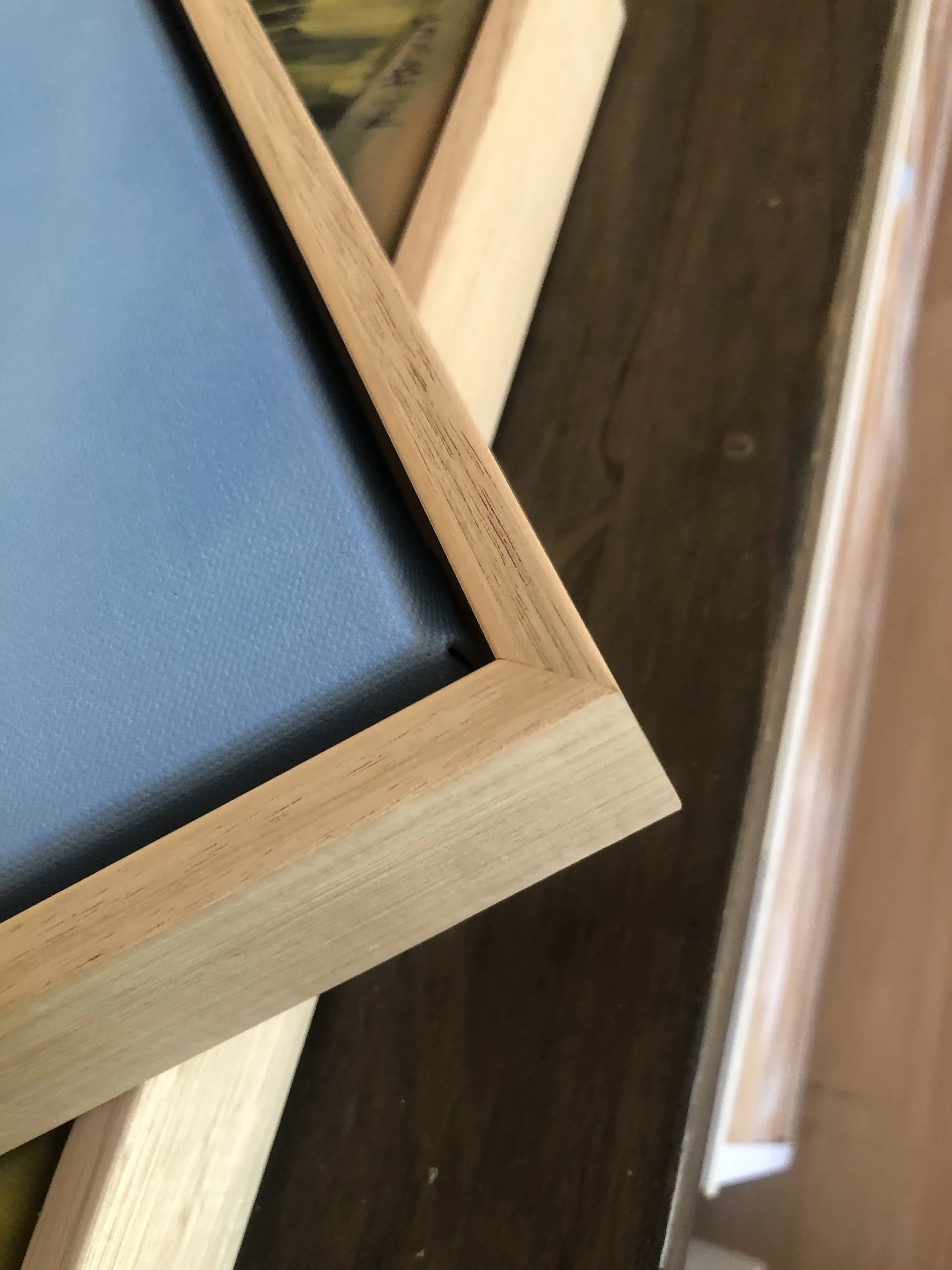 CORNER FRAME.jpg