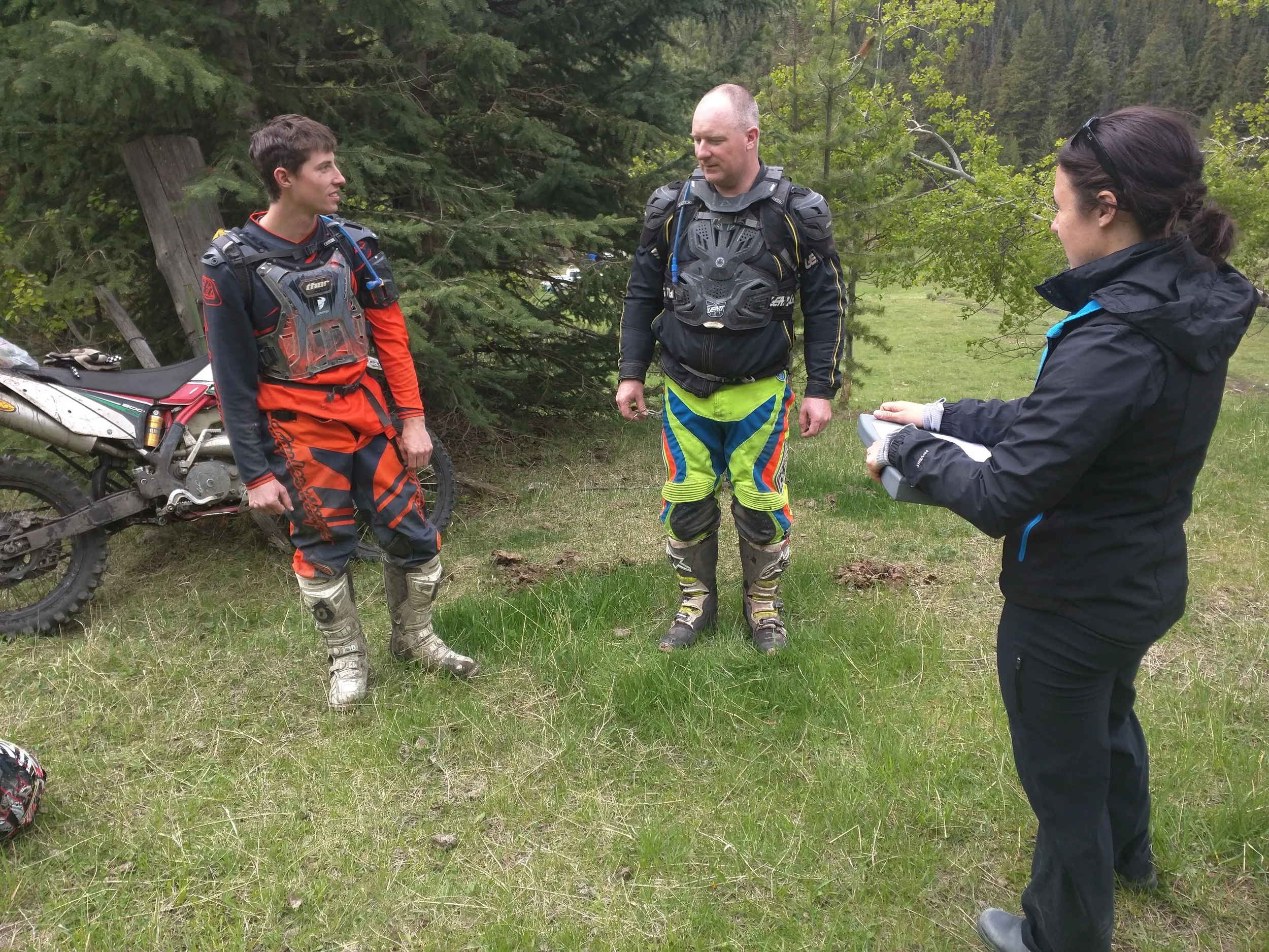 A couple of OHV enthusiasts take time to fill out a survey with Nicola.