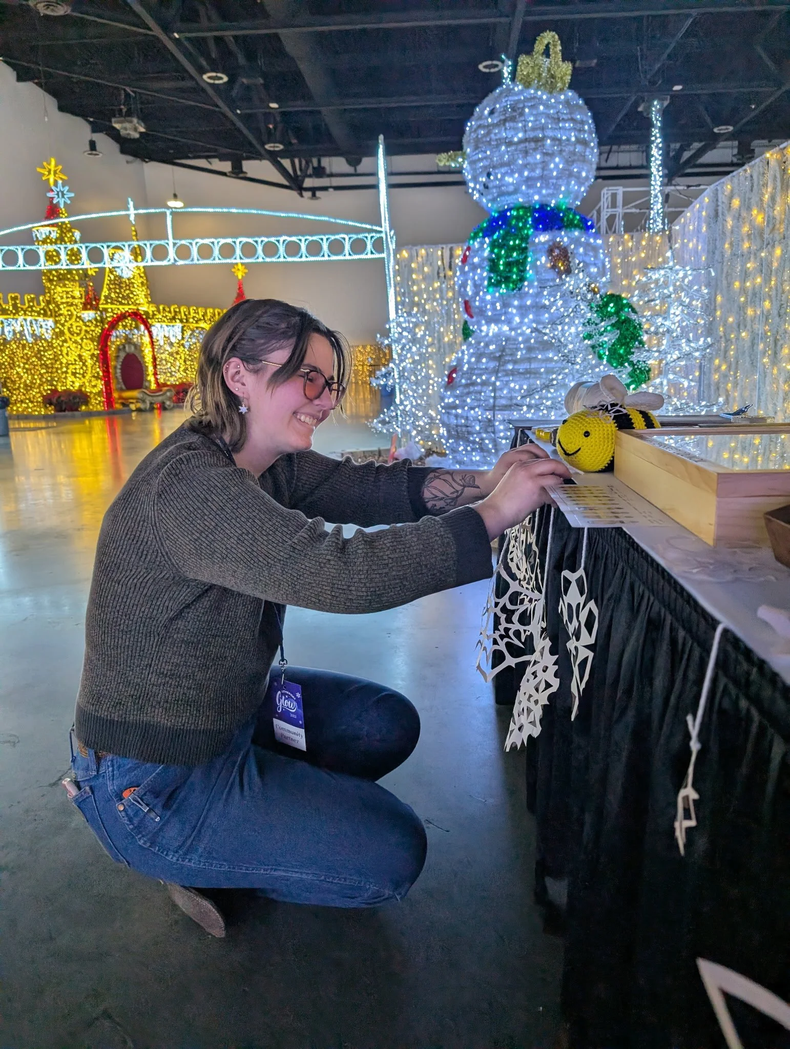  December 2025. We were invited to display our bumble bee materials, but we had to make our booth winter-themed. Chantel and I cut out these beautiful paper snowflakes. Adorable! 