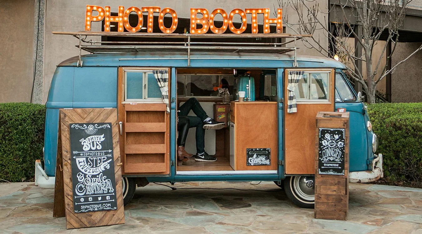sdphotobus_fullsignage.jpg