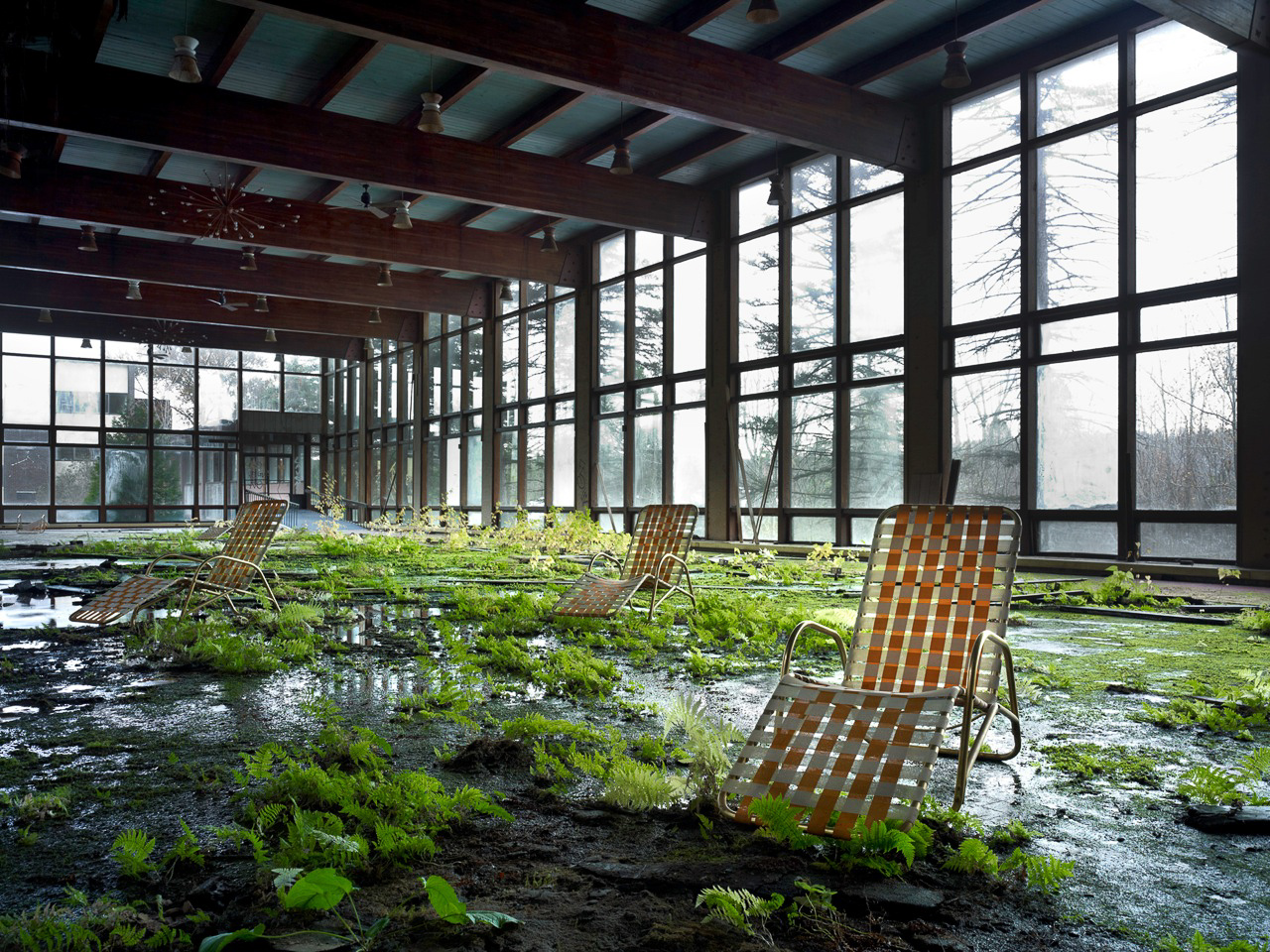 Grossingers Pool I Catskills, New York 2011