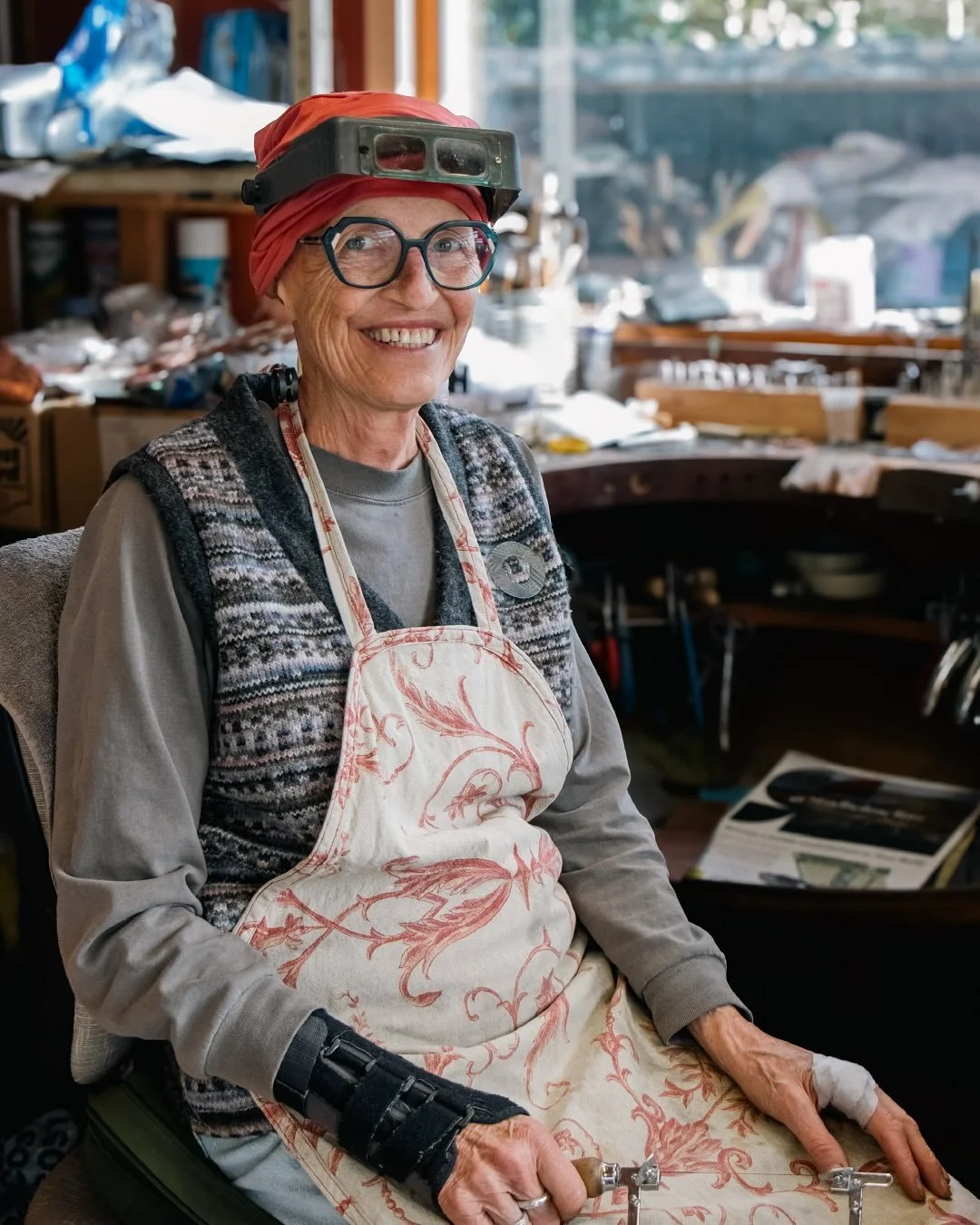 (1/3) #meetthemaker Ruth of @napperjewellery 

We are excited to share a series of #meetthemaker posts developed in collaboration with @otagopolycommunication third year student Tamara @visauls.by.t who has taken some amazing images to give you a beh