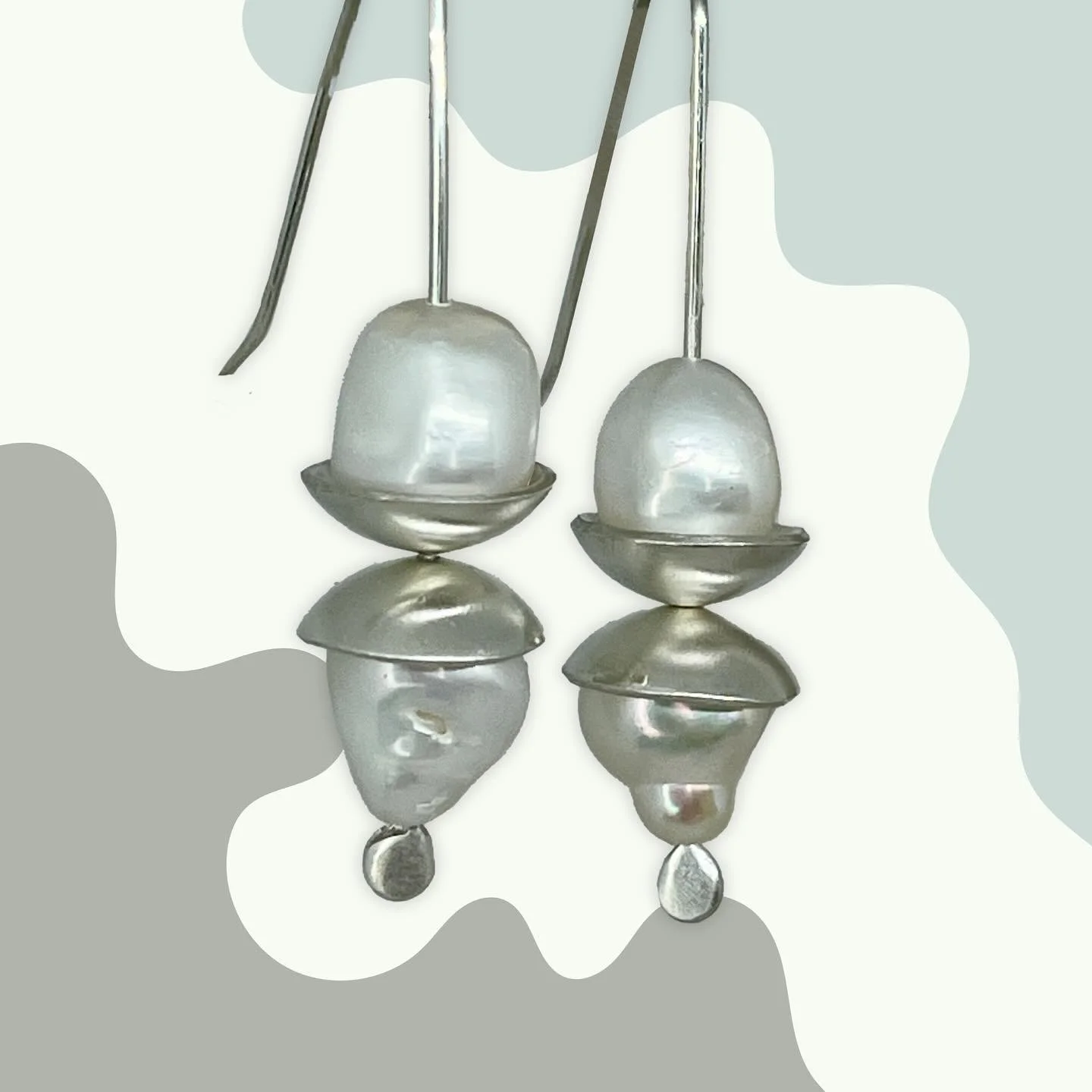 Sterling silver and pearl earrings by @meitsje.design - just one of many beautiful pieces in store!
.
.
.
#jewellery #nzjewellery #silver #pearl #earrings #accessories #dunedin #design #nzmade #shoplocal