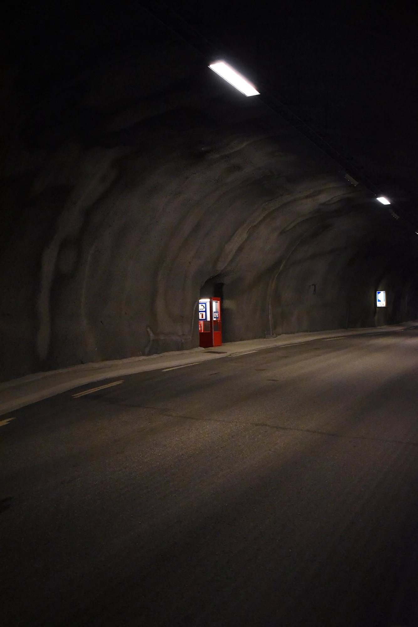 DSC_0020 working.jpg