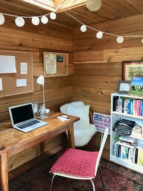 writinghutinterior.jpeg