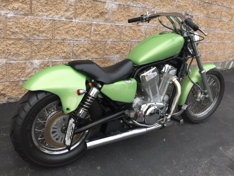 Suzuki Intruder 3.jpg