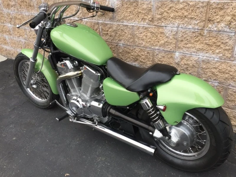 Suzuki Intruder 2 4.jpg