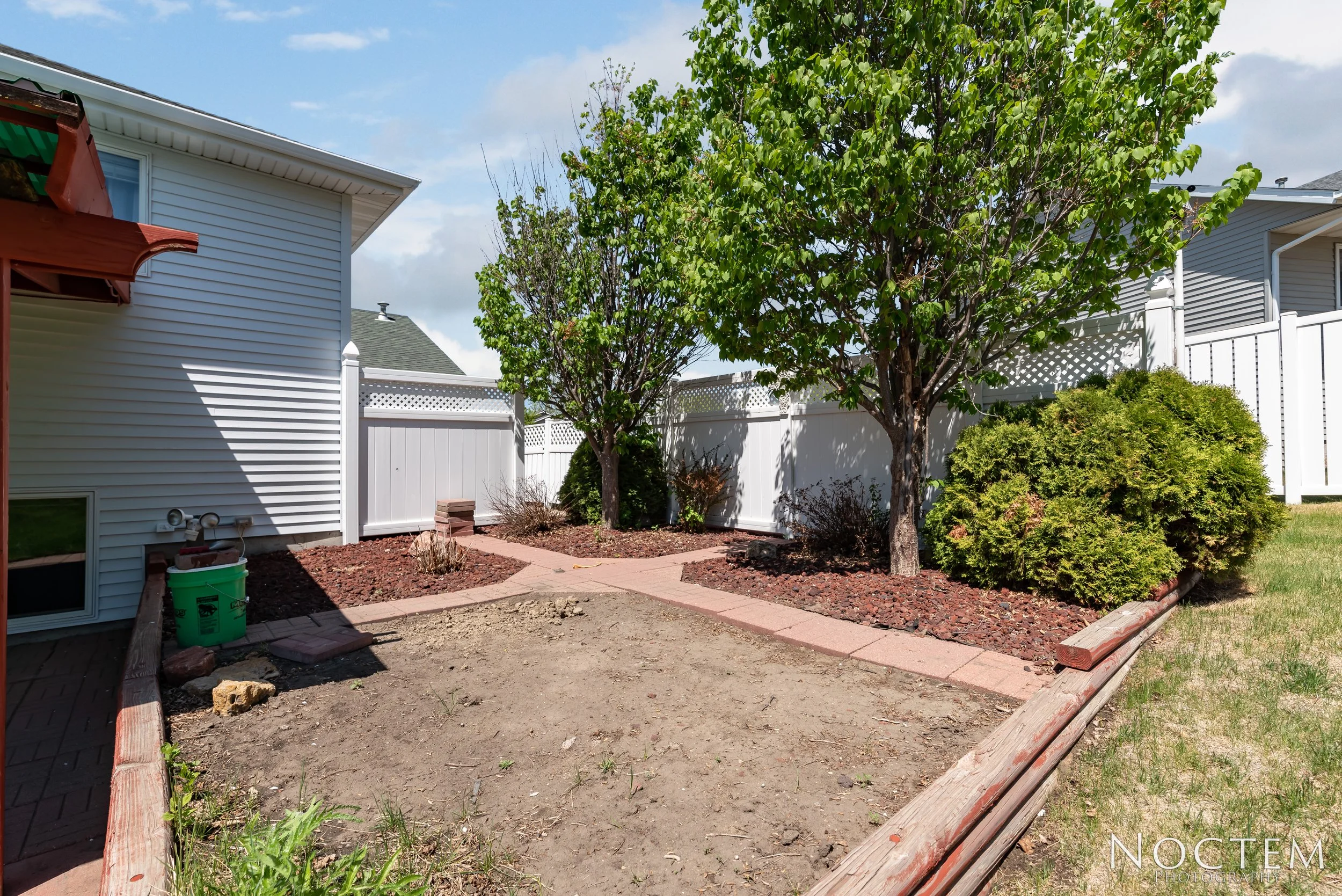 614 Brunswick Cir-61.JPG