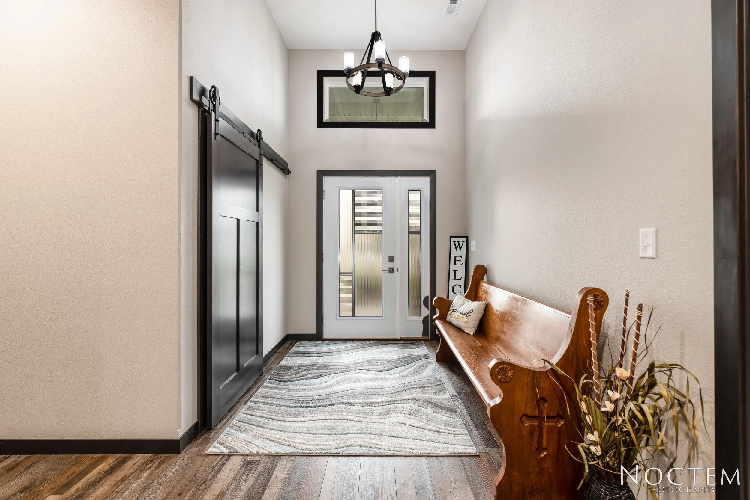 406 Lennox Drive-6.JPG