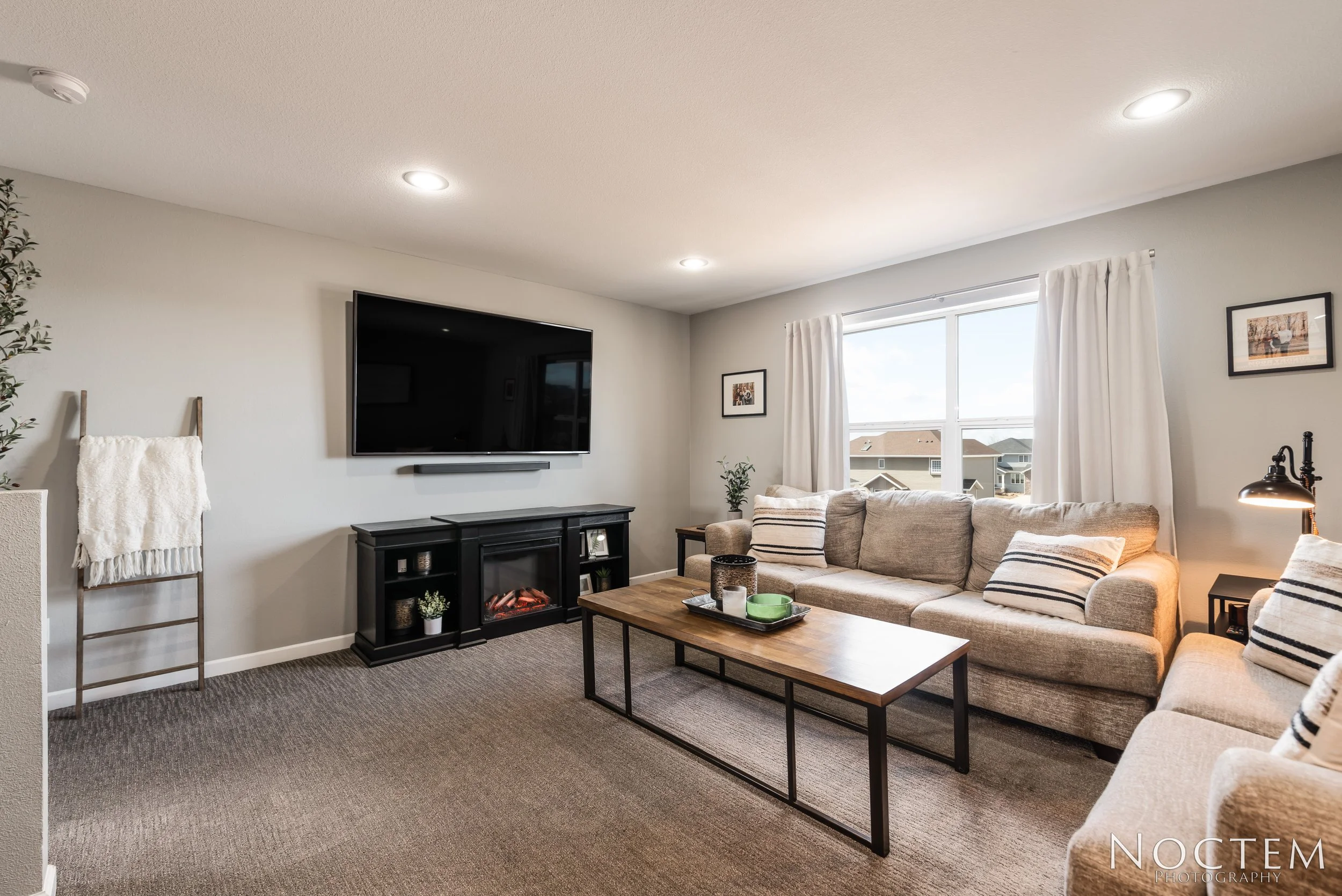 1266 Eagle Crest Loop-21.JPG