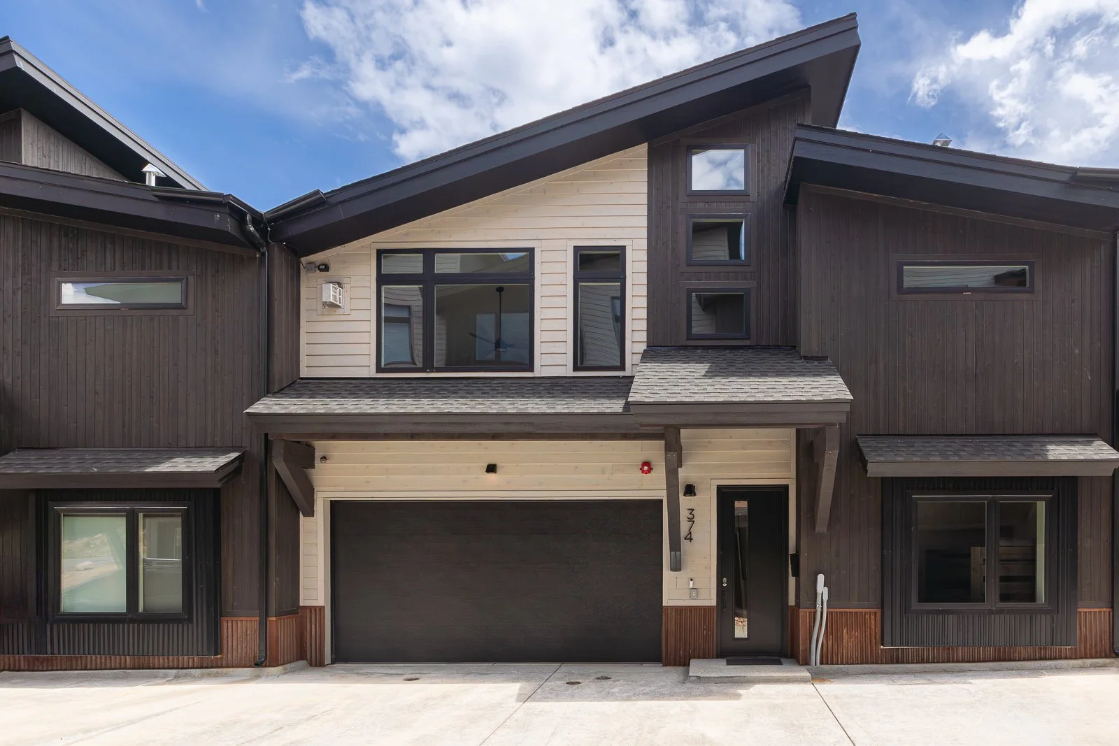 7.23.25 374 Bear Trail-3.jpg