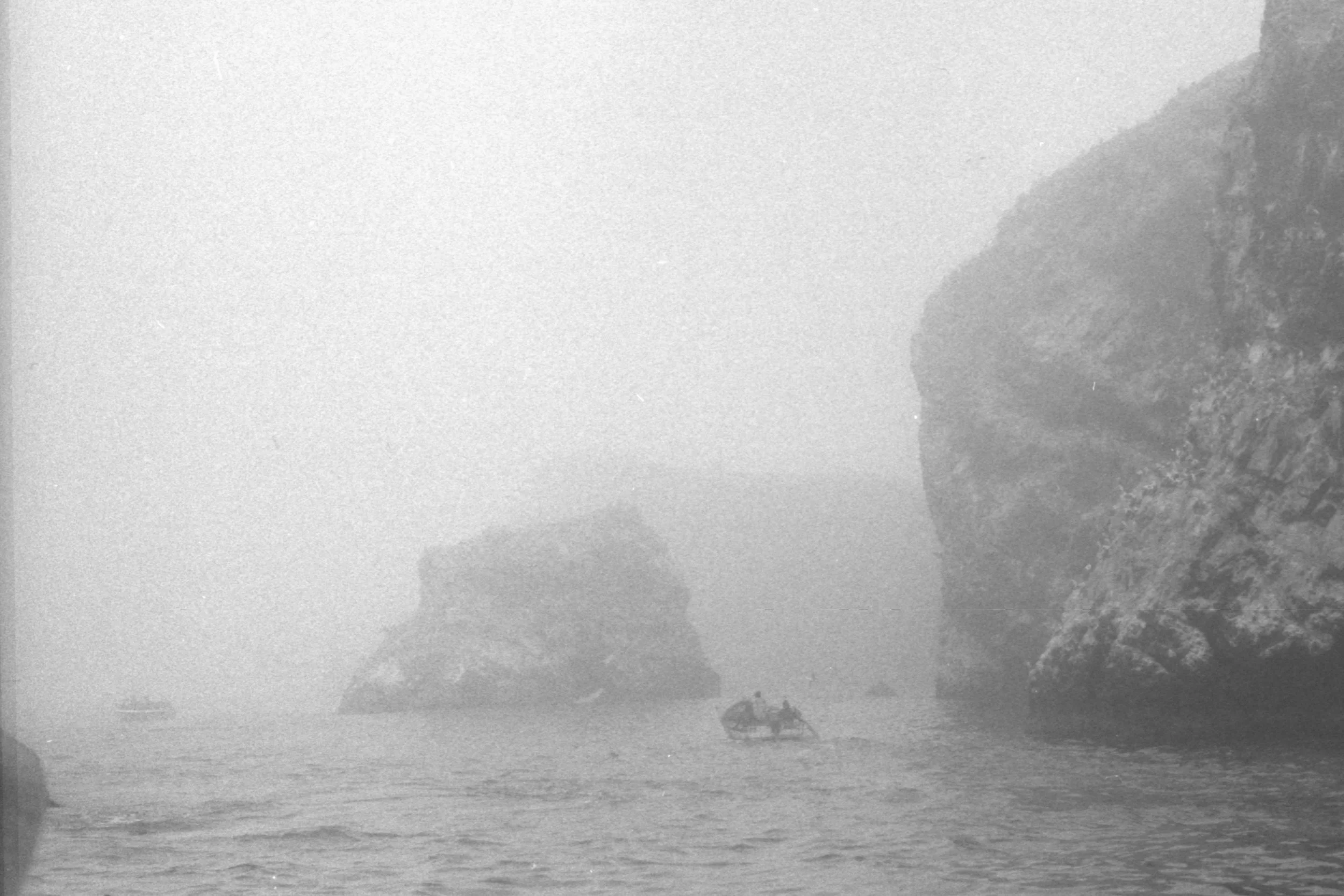 isla ballastas.jpg