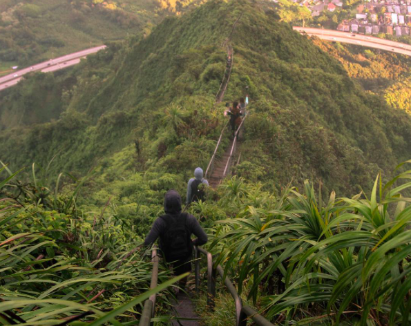 Stairway to Heaven — Oahu Hike