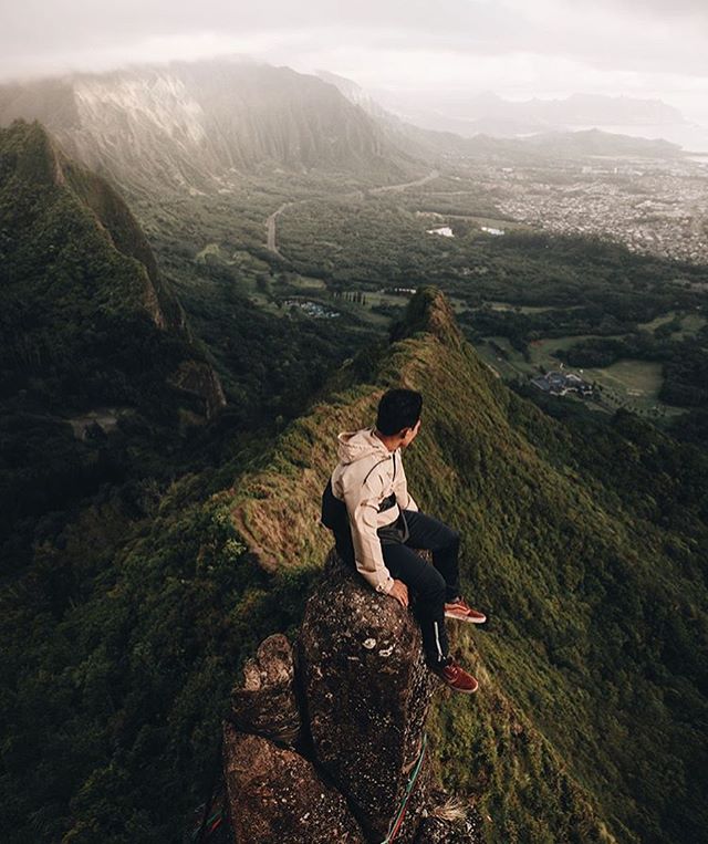 Definitely missing one of our favorite zones right about now! 😭 Can&rsquo;t wait to get back on these ridges! 🏔 Would you be down to climb up here? 😈 #HappyHiking ⛰⛺️ &mdash;&mdash;&mdash;&mdash;&mdash;&mdash;&mdash;&mdash;&mdash;&mdash;&mdash;&md