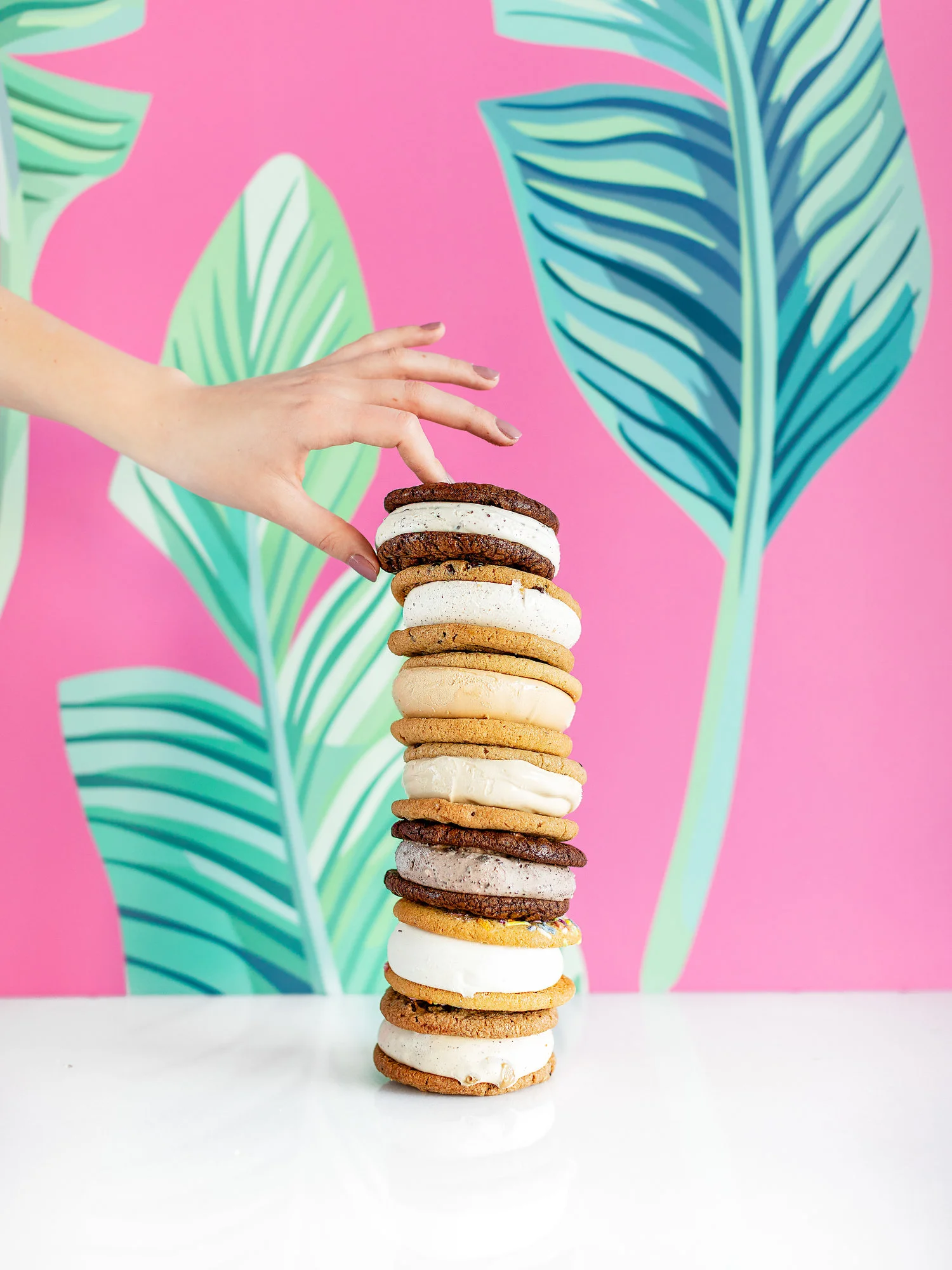 Coolhaus_LA+Cookie+Stack-3.jpg