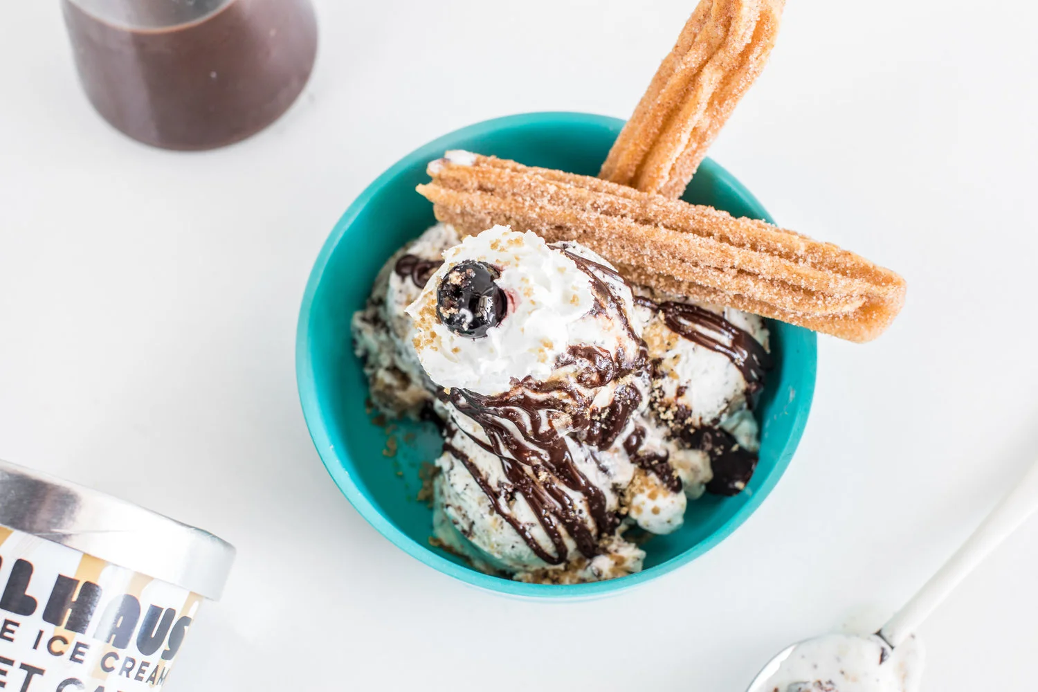 Coolhaus_Street+Car+Churro+Sundae-6.jpg