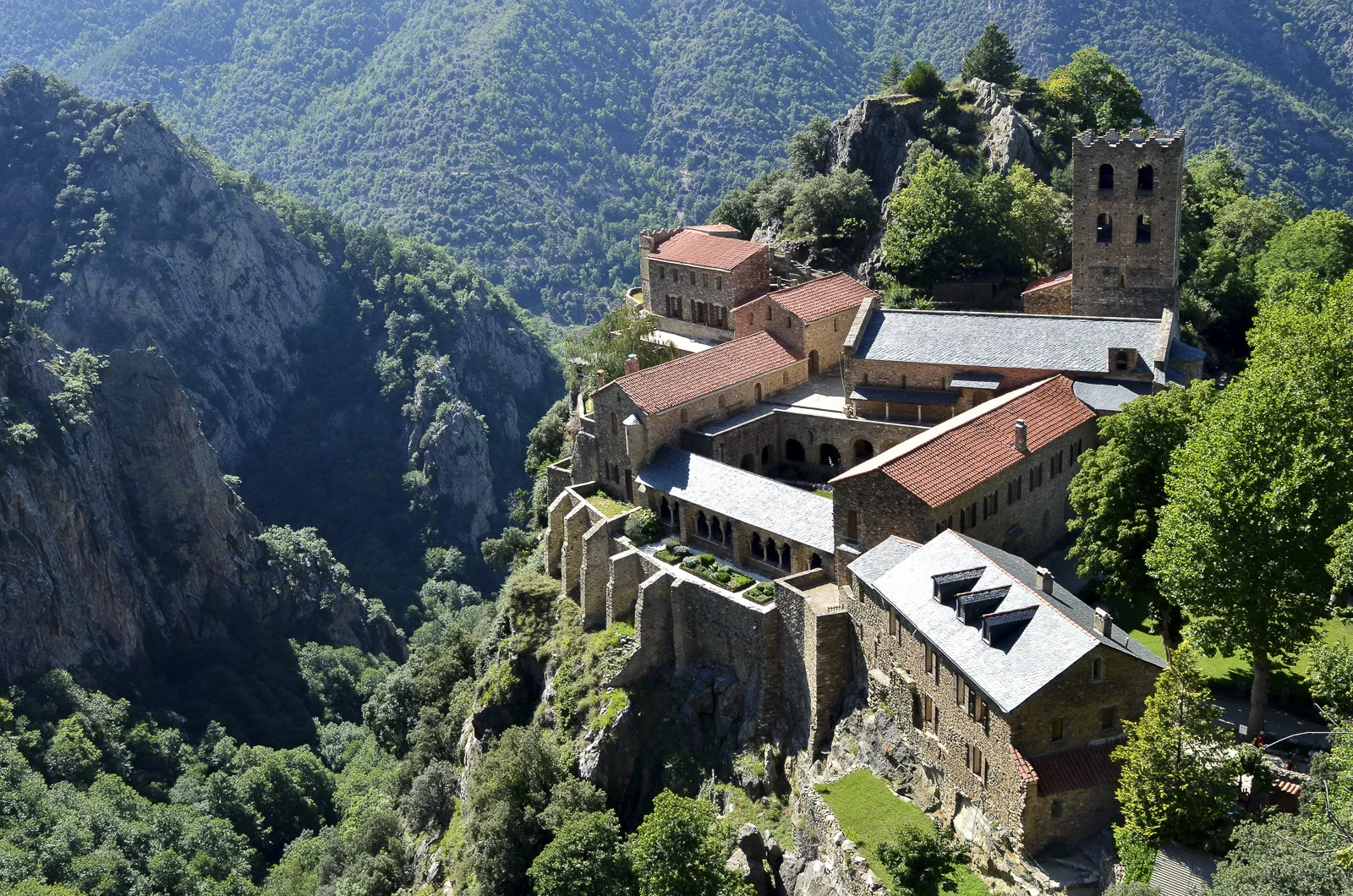 Abbaye de Saint-Martin-du-Canigou (66)