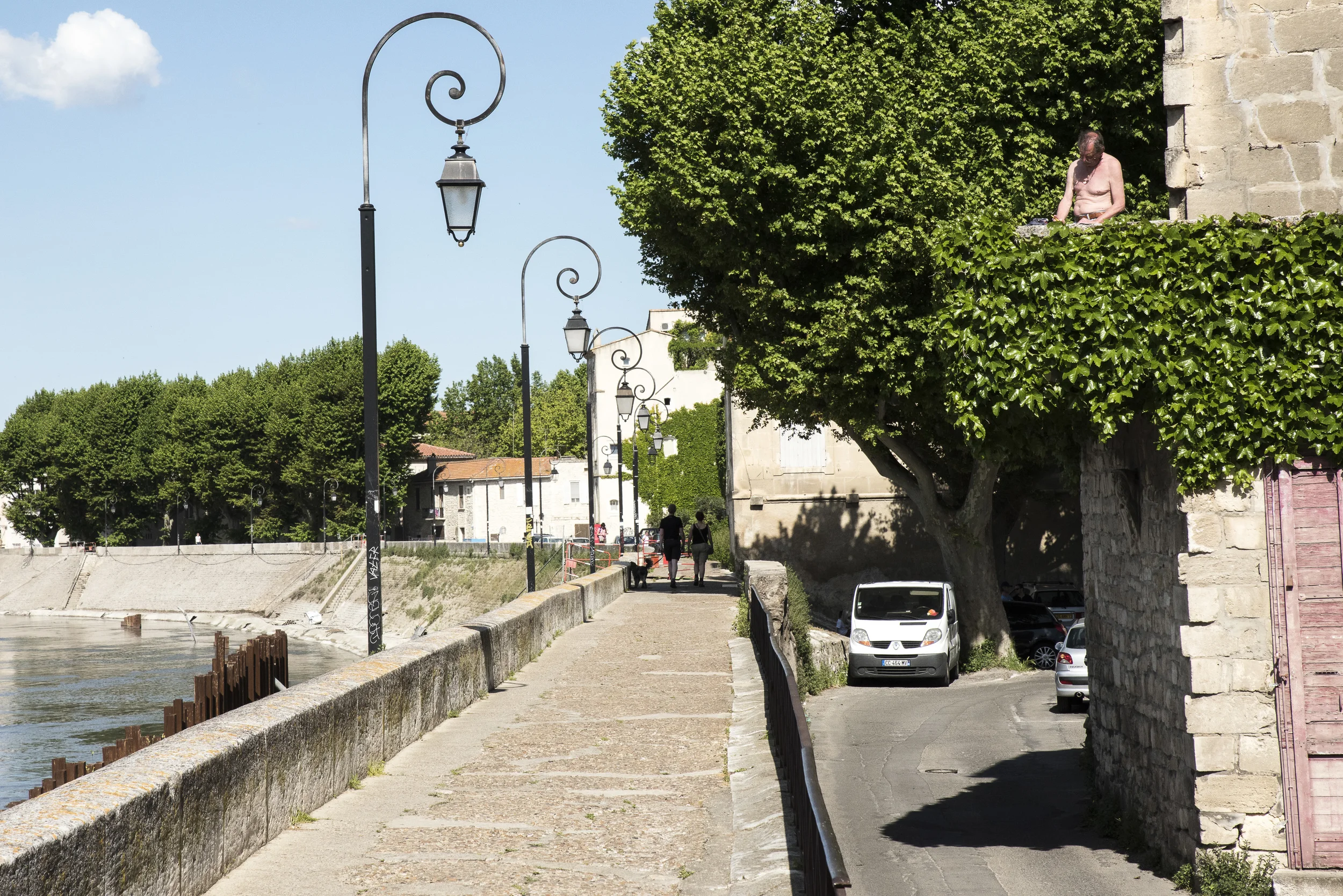  Arles, mai 2015. Extrait de "Après 60 ans, le rebond". 