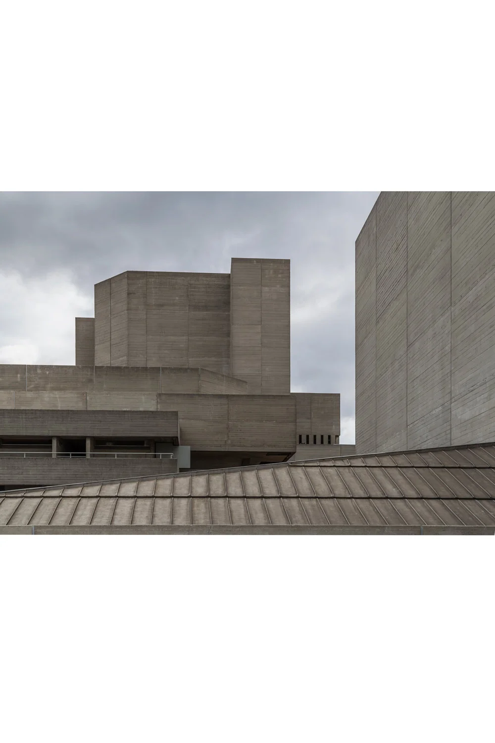 SteveDeVriendt-nationaltheatre.jpg