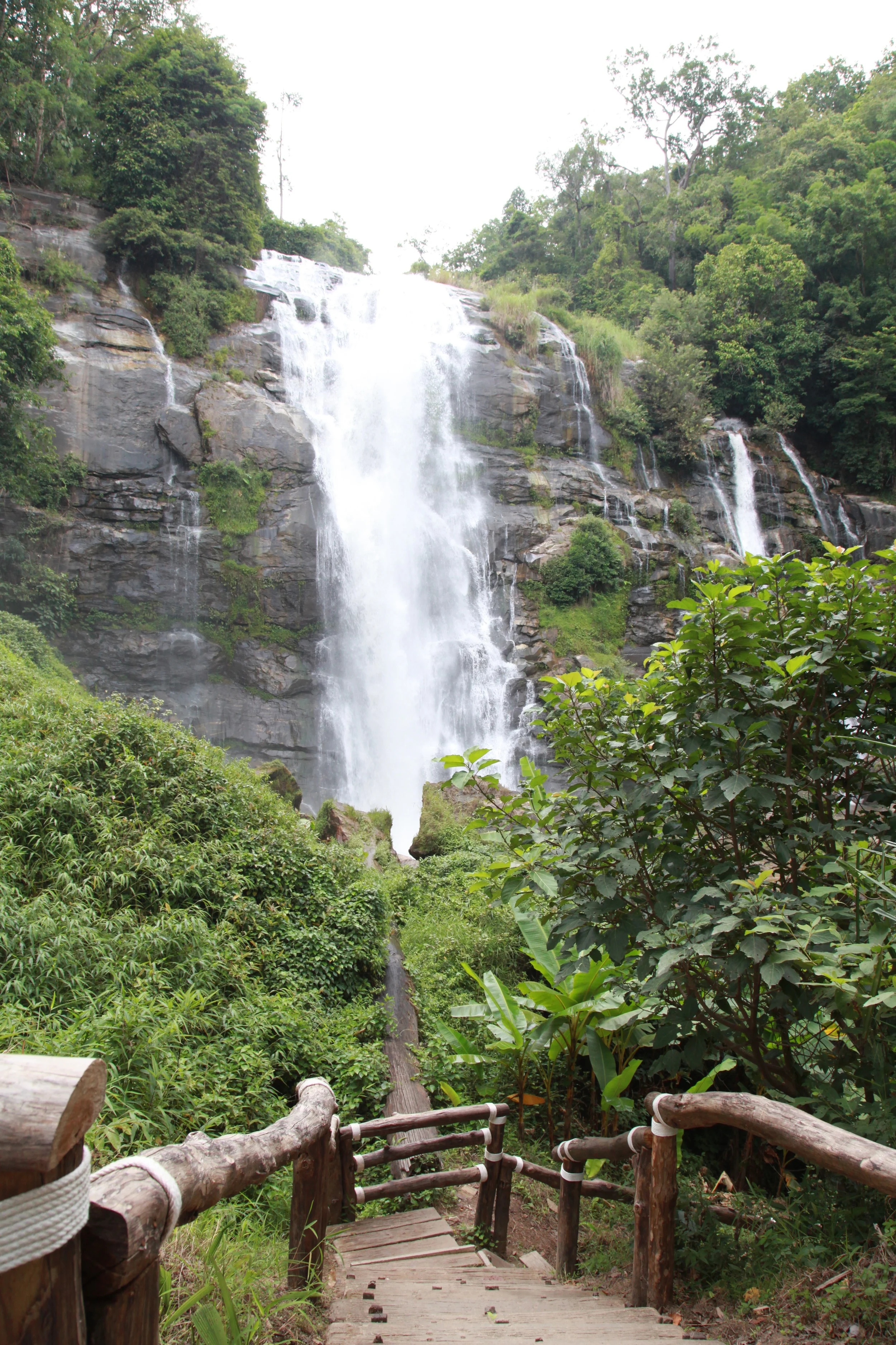 There are also a lot of waterfalls on the mountain. This was one of them