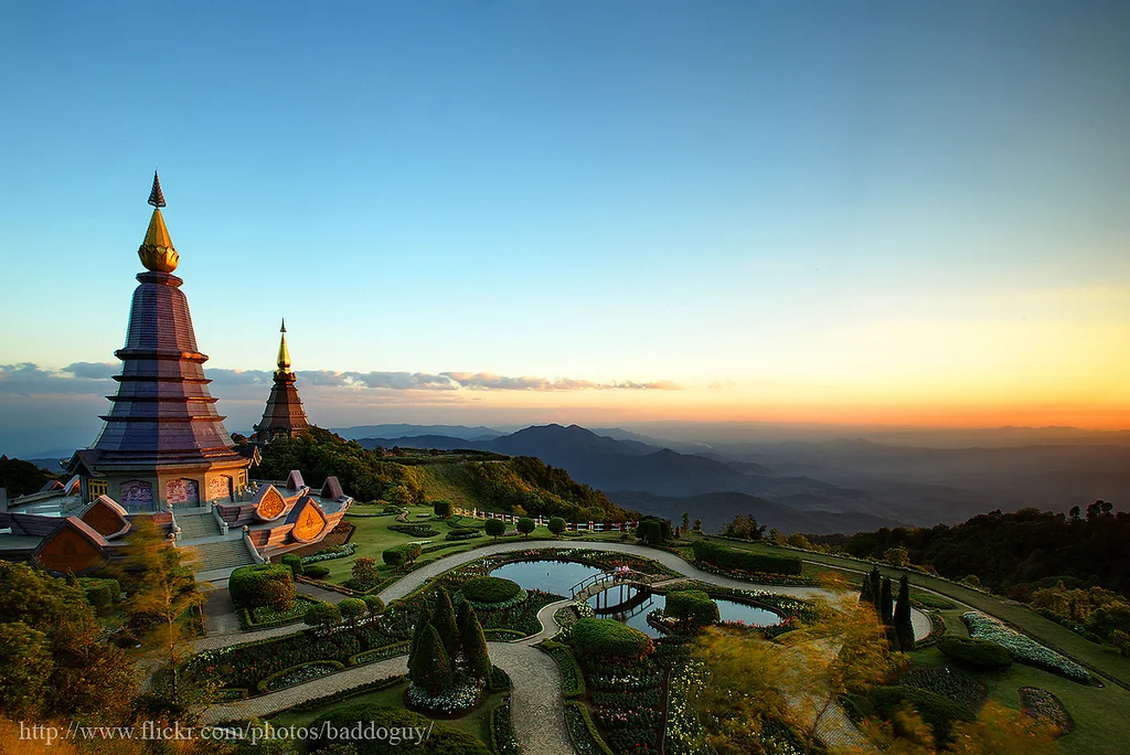 I mean....... obviously this is what I wanted to see...big bummer. Also when I was doing research on northern Thailand this is the first image I came across and I couldn't even believe this was a real life place! This is the start of the Himalayas people !