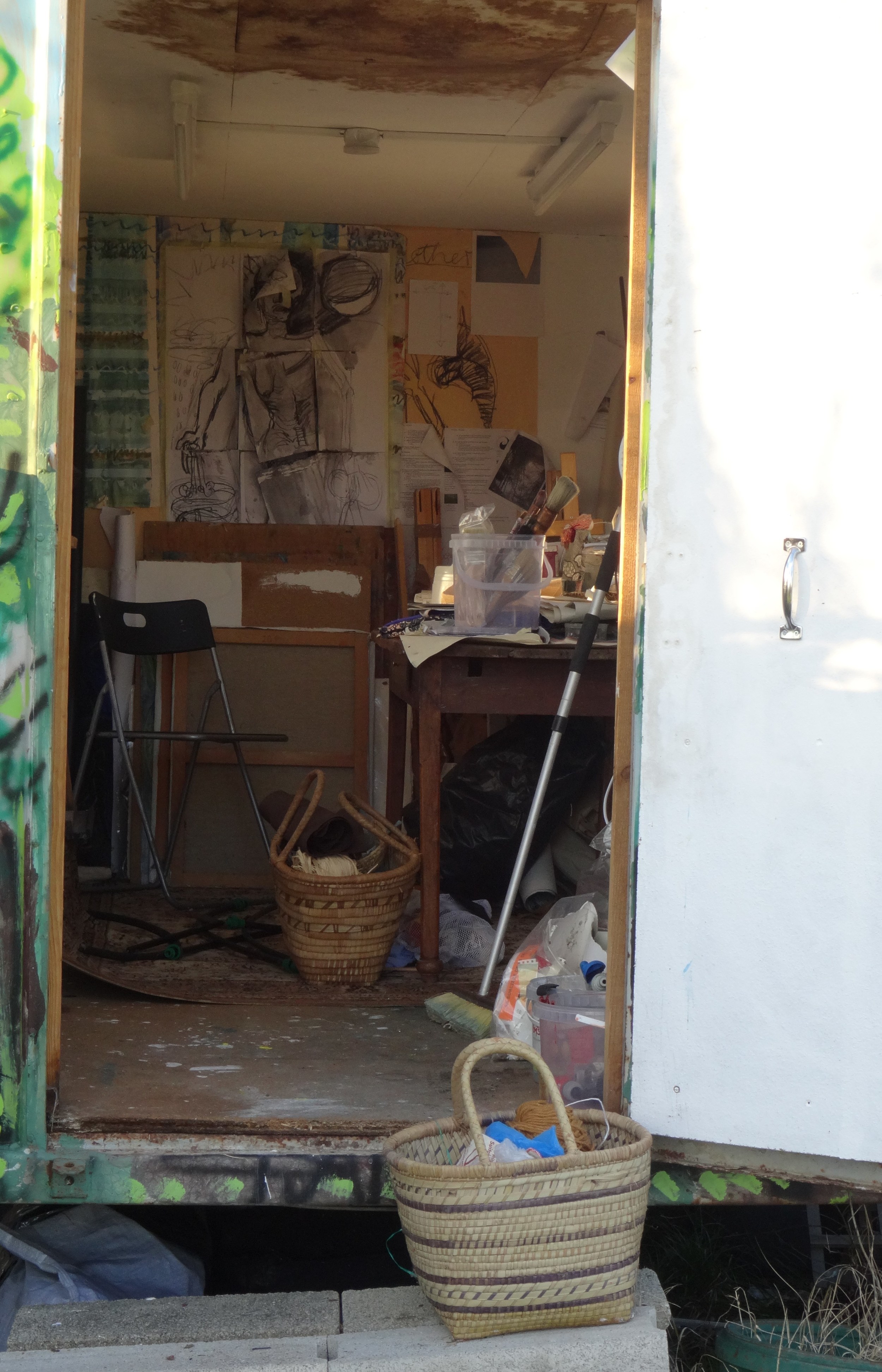 roulotte and crane 004.JPG