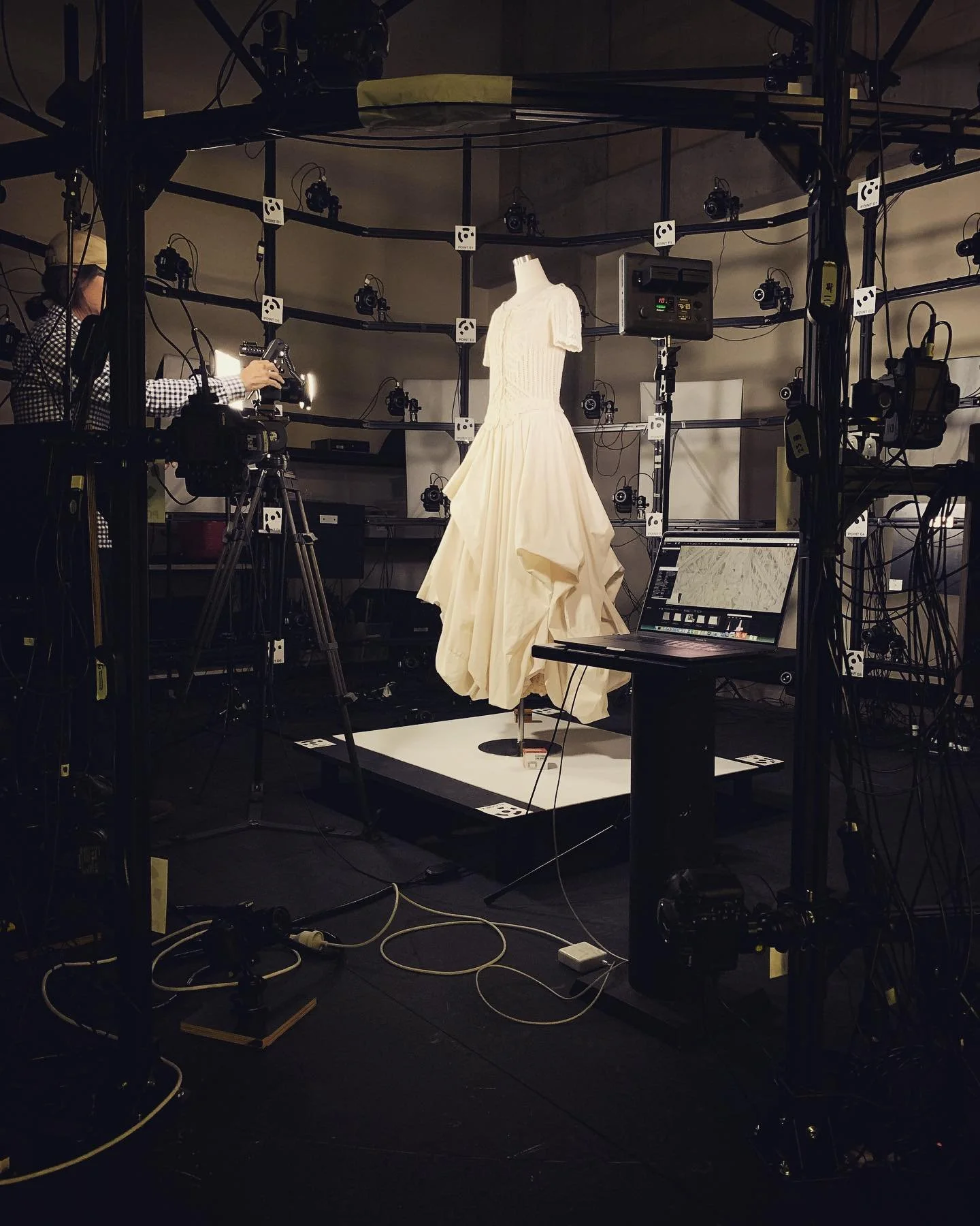 A few years ago I was lucky enough to work with Queensland University of Technology where they were trialing photogrammetry of museum objects and this time textiles were selected to be photographed in the ScanCave. I was brought in to dress an Easton