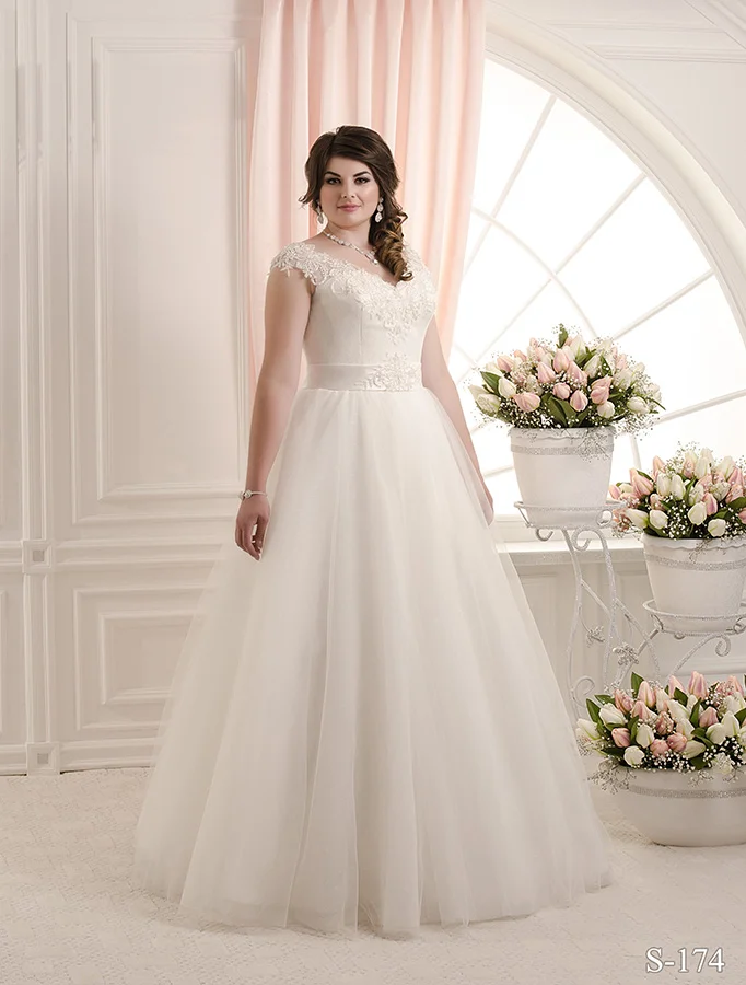 Collezione Giunone - Vestiti da Sposa taglie forti e comode — Anne Katerina  Boutique Abiti da Sposa e Cerimonia Roma
