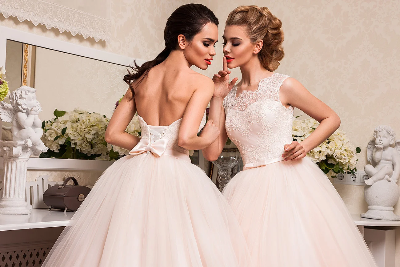 Secret Sposa - Collezione vestiti da sposa trasformabili 2 abiti in 1 —  Anne Katerina Boutique Abiti da Sposa e Cerimonia Roma
