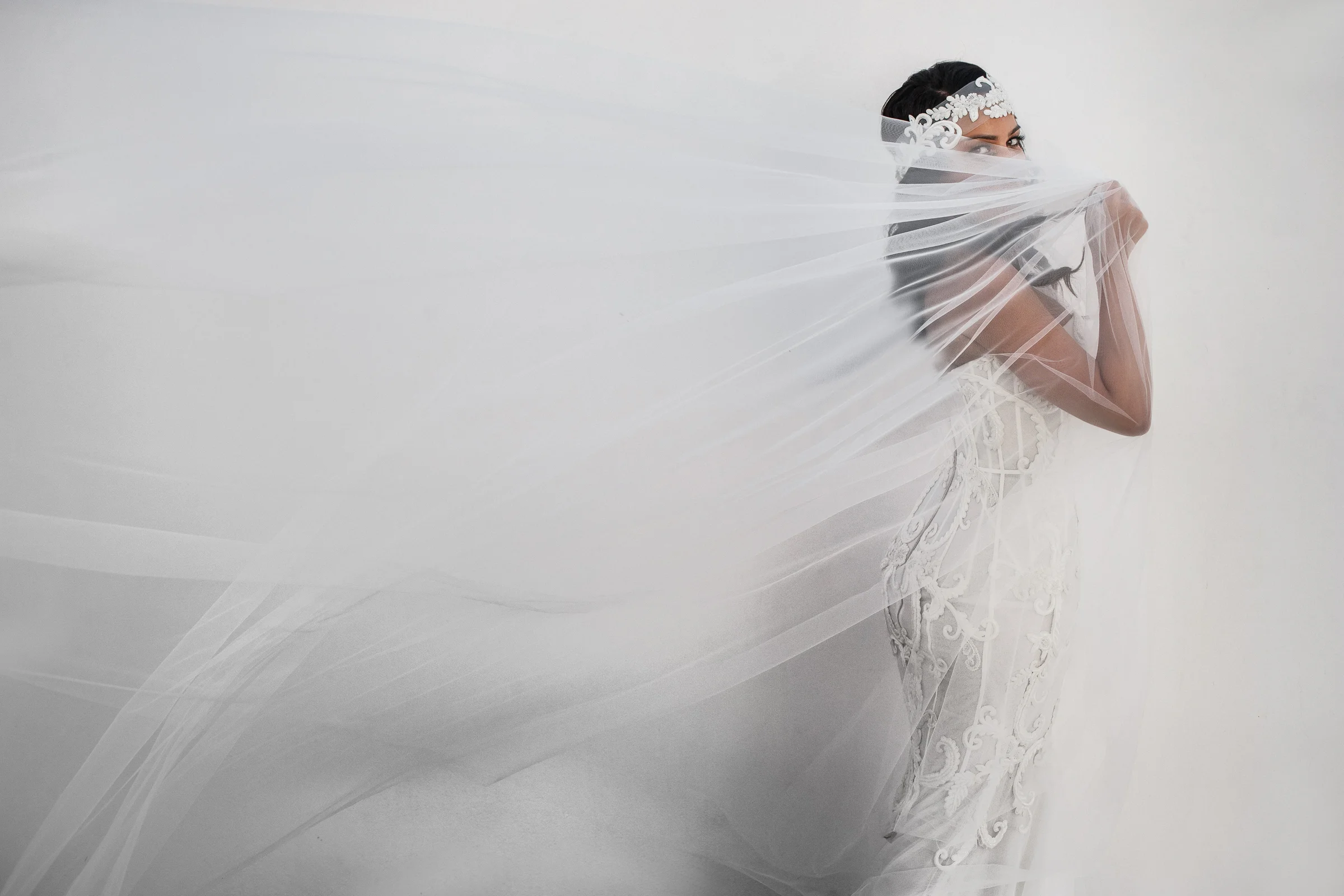 Photographer: Sobokar Dmytro Photography Dress: Vincenzo Pintaudi Couture