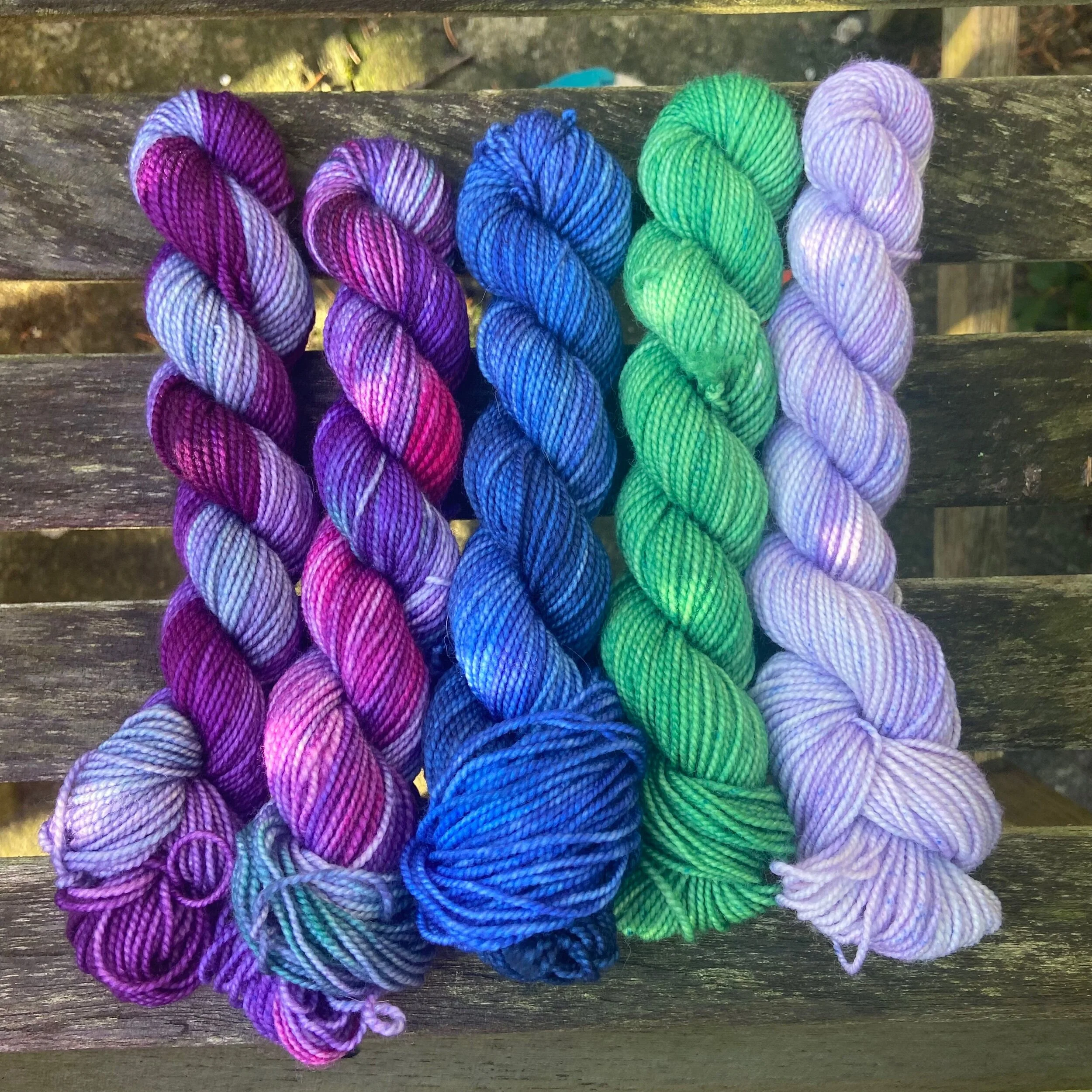 051CEA5B-8F37-4E4B-B5D8-FF9AEE0F095D