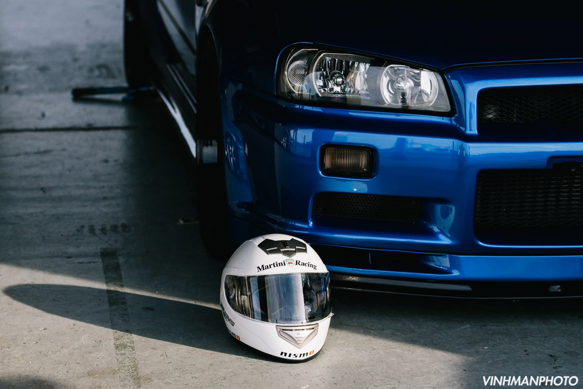 Nissan Skyline GTR R34 at the track