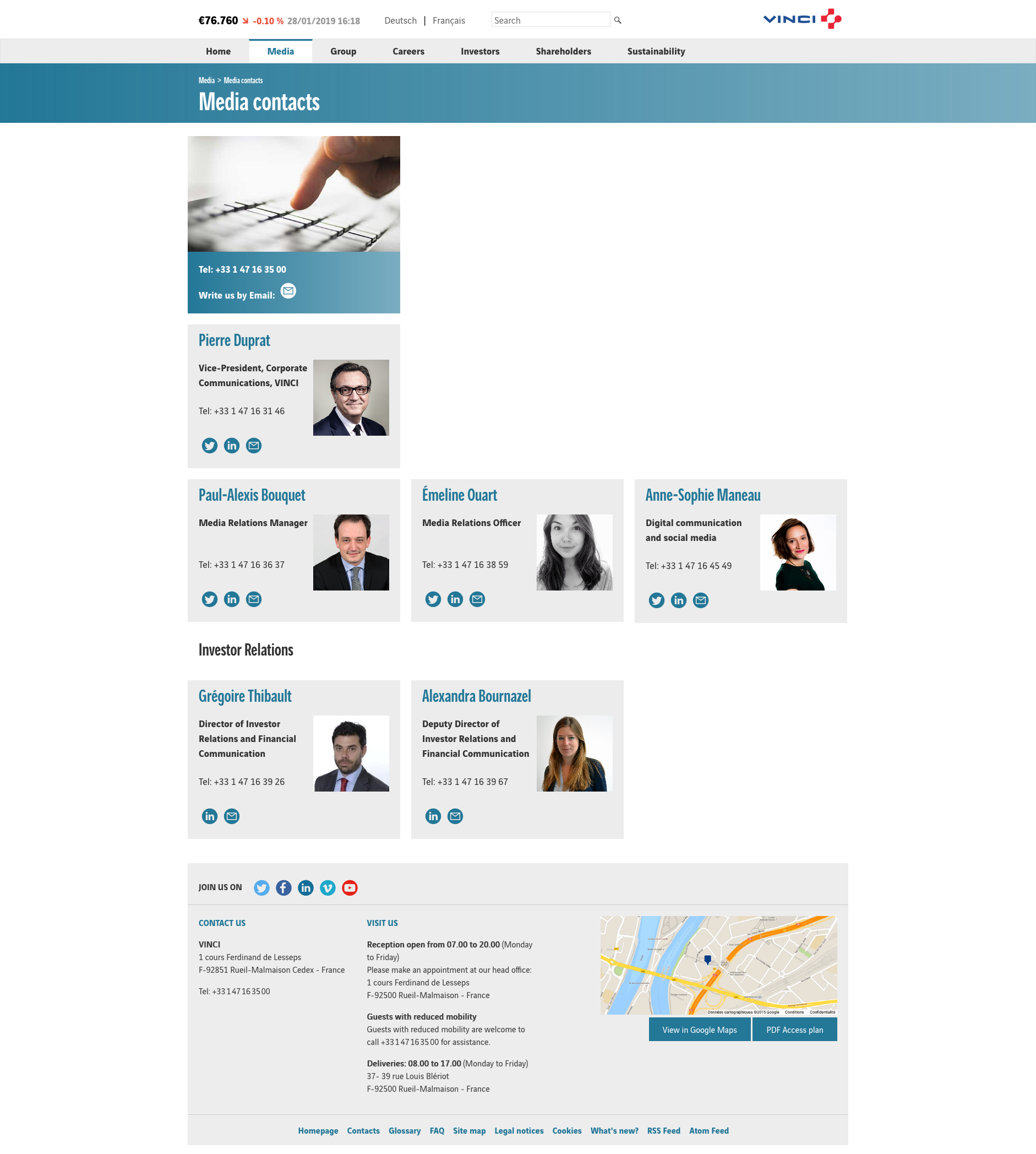 Vinci’s Media contacts page includes links to press officers’ Twitter and LinkedIn profiles