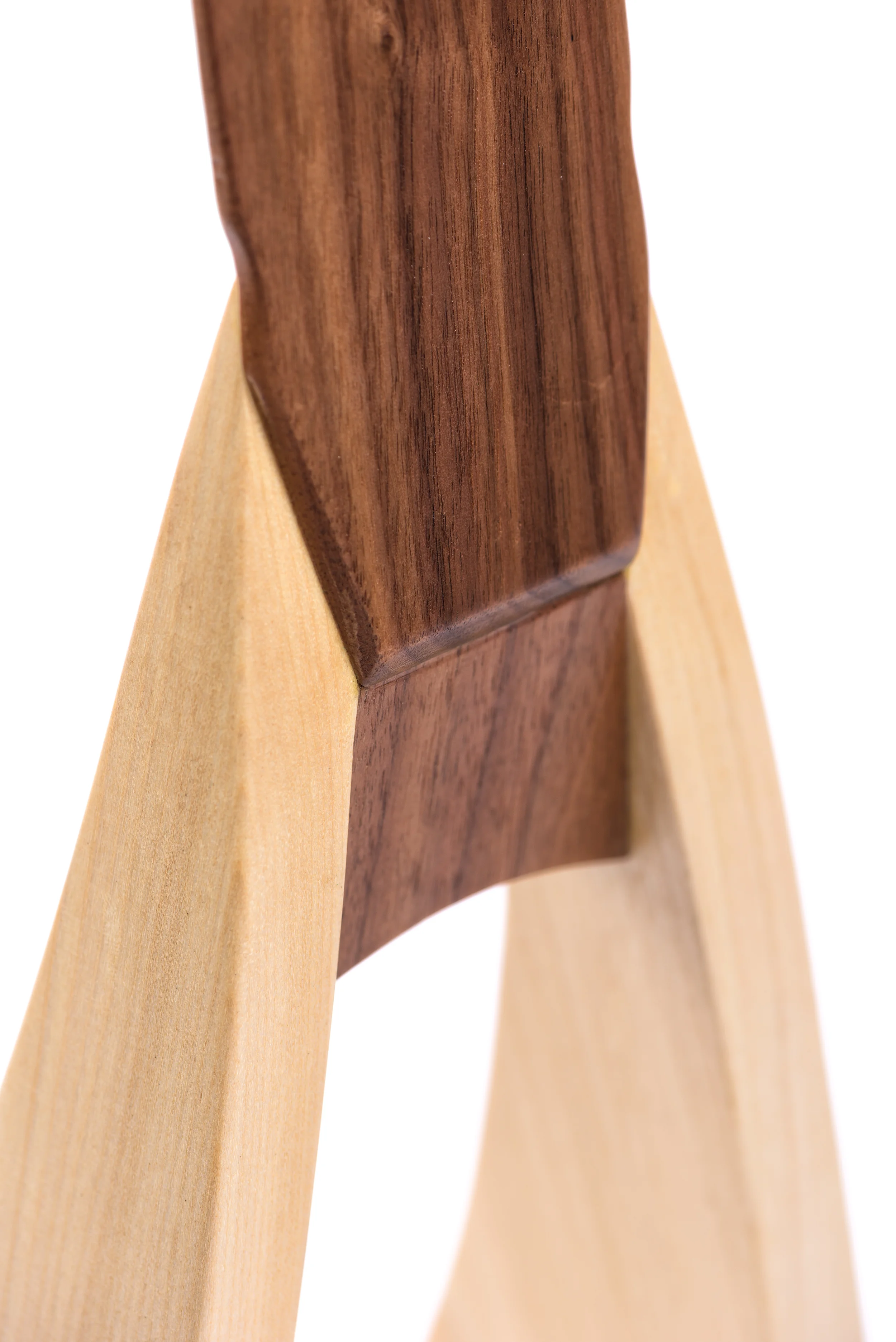 Gert_Guitar_Stand-8.jpg