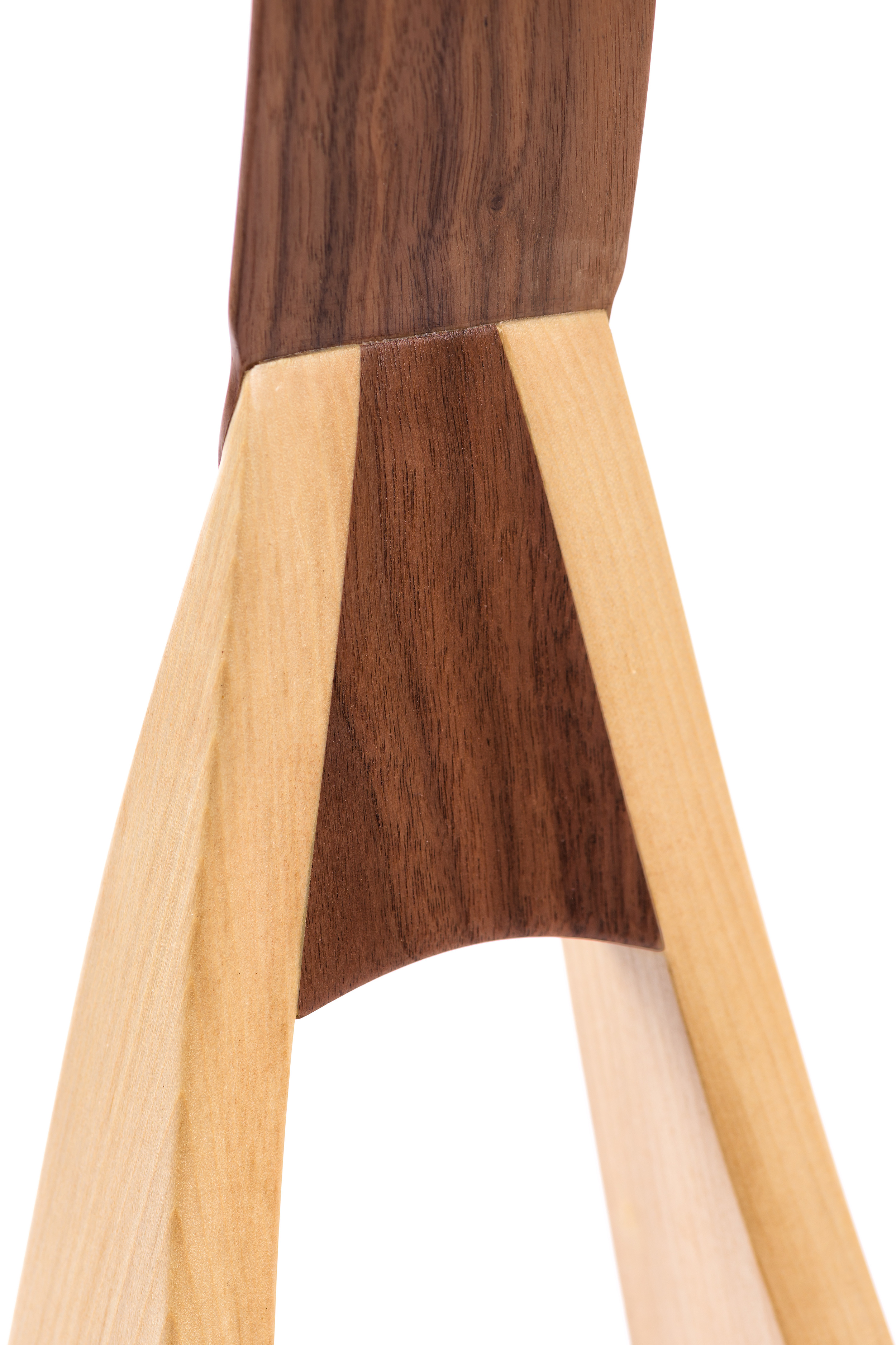 Gert_Guitar_Stand-9-1.jpg