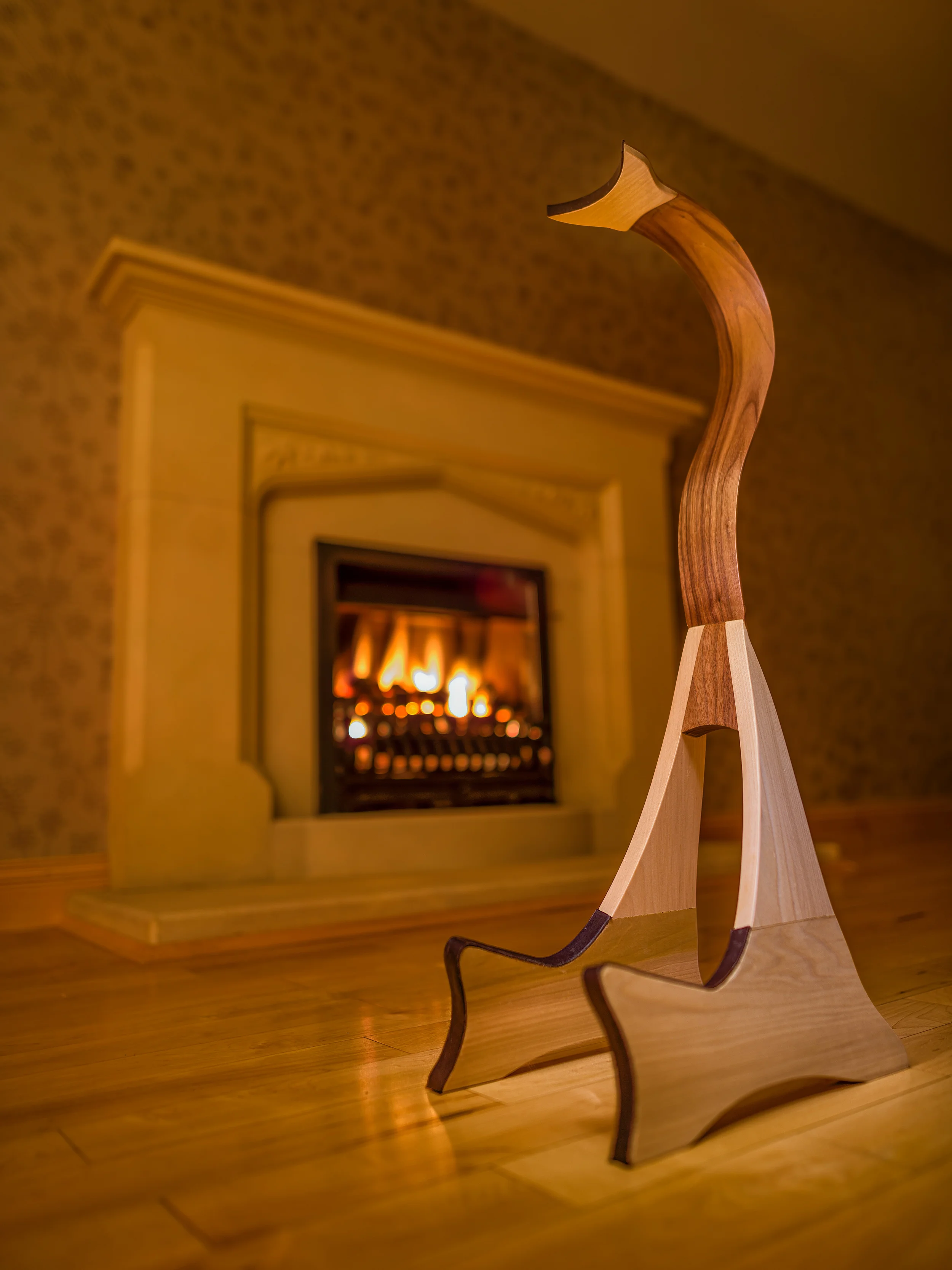 Gert_Guitar_Stand-12.jpg
