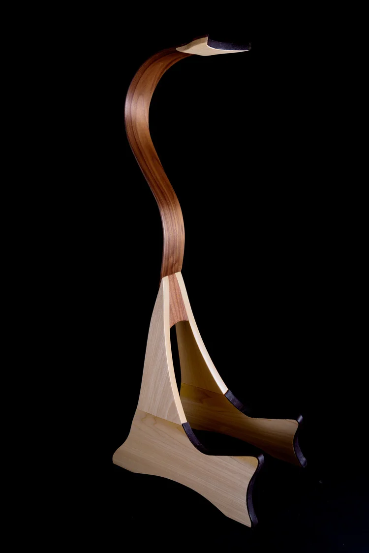 Gert_Guitar_Stand-1.jpg
