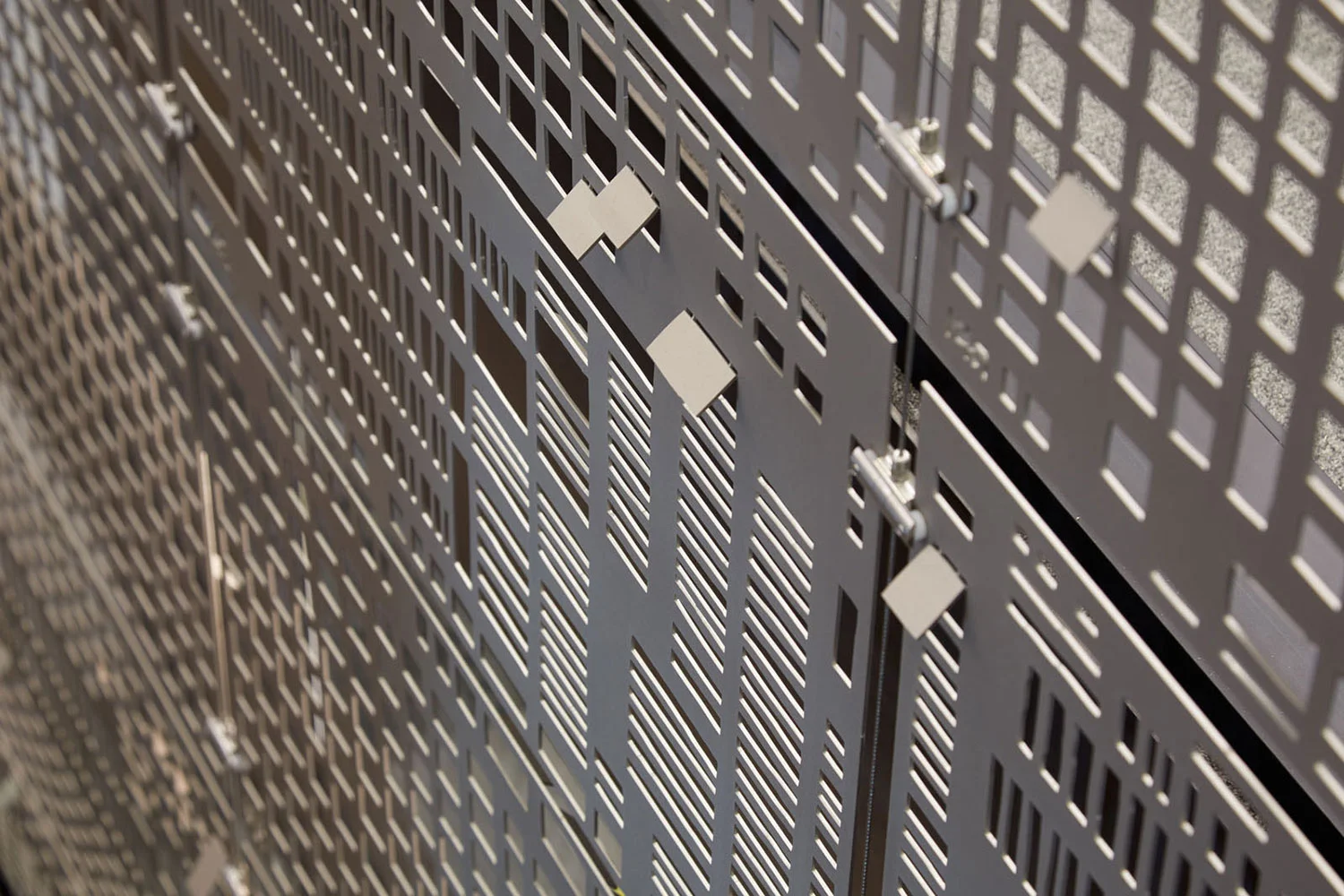 Floating_data_detail1_photo_Bruce_Damonte.jpg