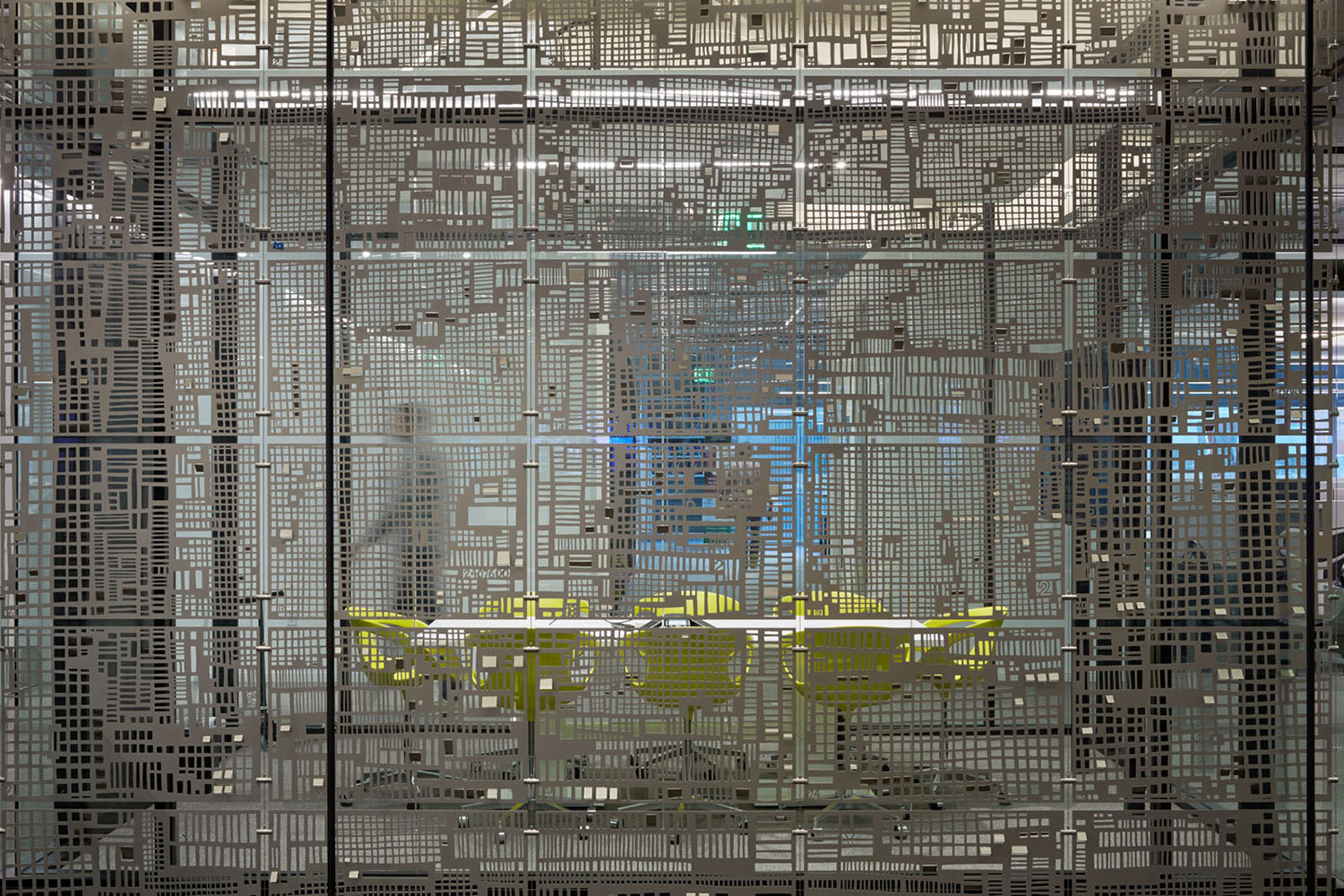 Floating_Data_confrm_photo_Bruce-Damonte.jpg