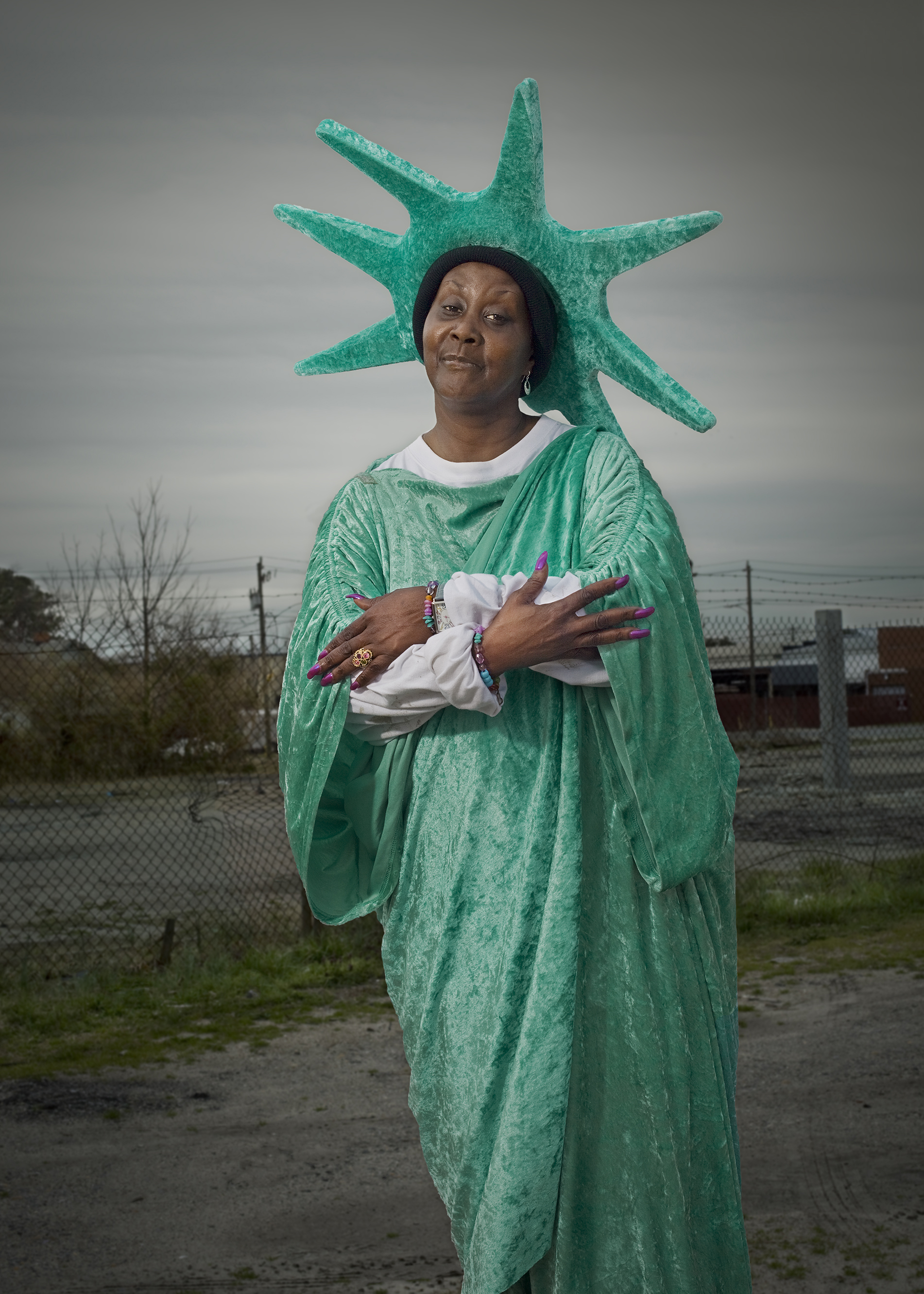 Michelle Michelle loves working as a Liberty. She is homeless, but currently staying in the Intown Suites with her adult son (who is a laid-off painter), paying $349 a week. She has worked in the food court at McArthur Mall and for Norfolk State University as a housekeeper and cook. She thinks it is hard for an older person to get work. At McDonald’s, they look at her gray hair then hire the younger people. She had three minutes left on her pre-paid cell phone when she got the offer from Liberty Tax. She has to travel an hour by bus to get to the job site but she loves it. With her first check, she got her nails done. With her second check she is going to get her hair braided. 