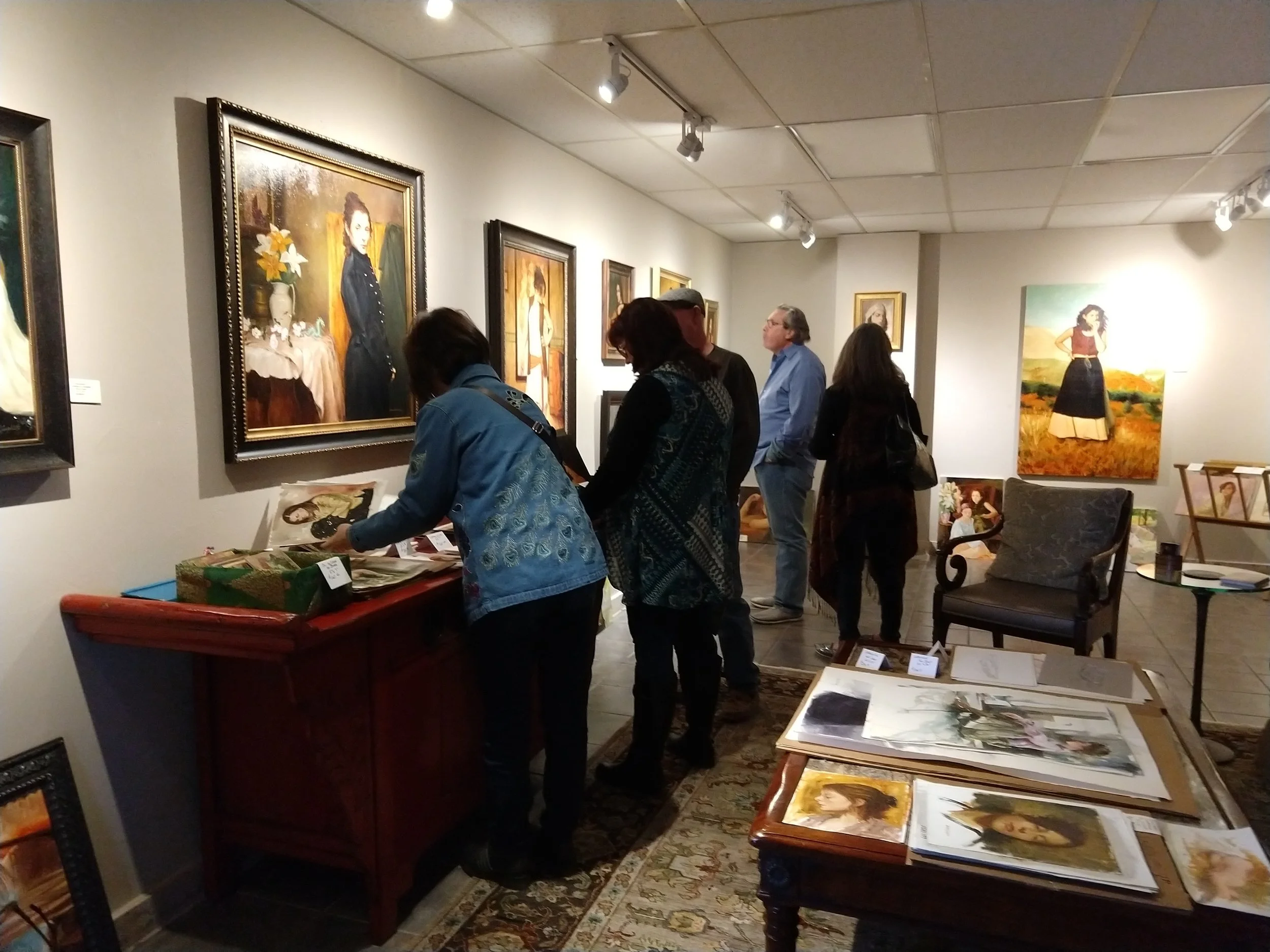 Visitors at the show. I had a great time visiting with everyone.