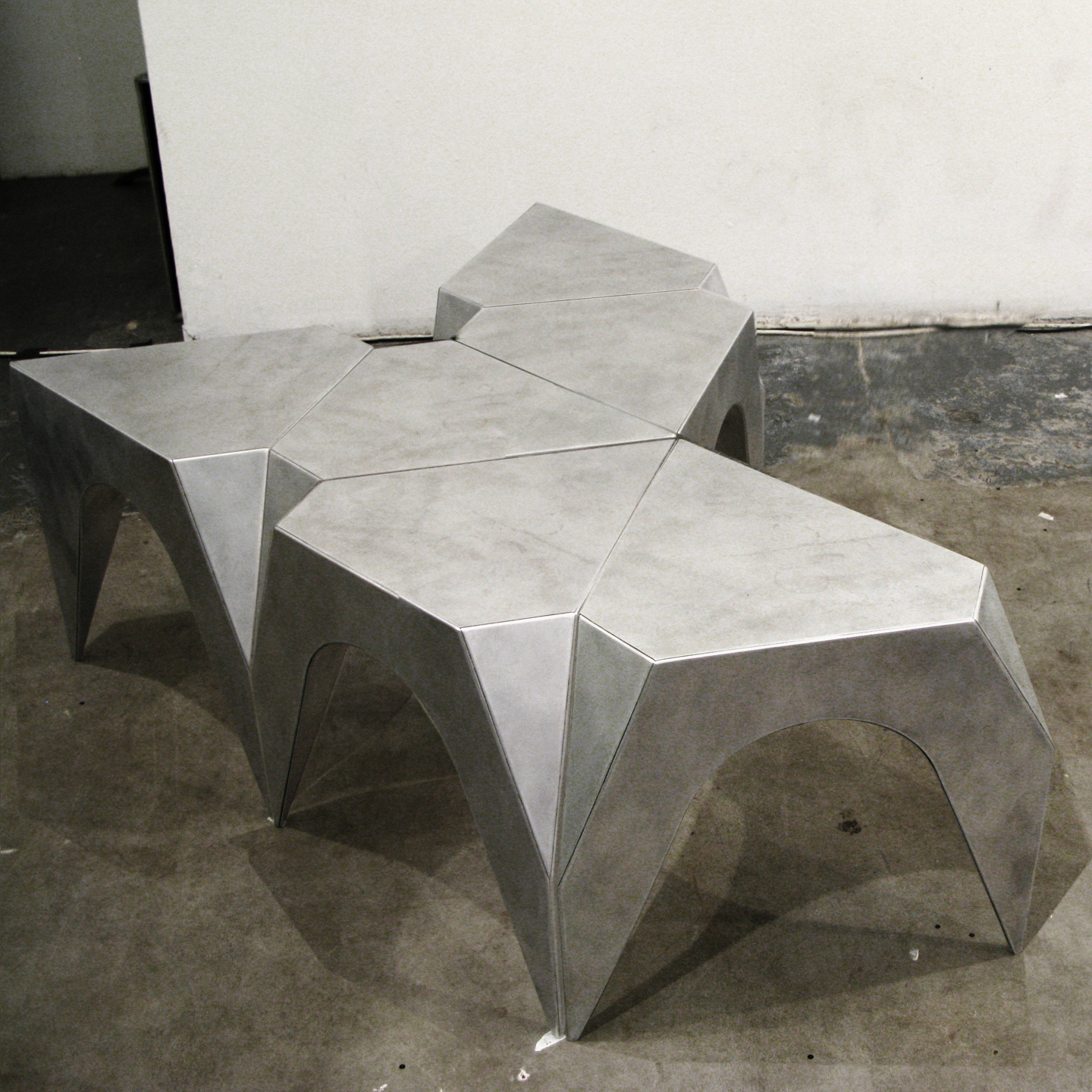 TYM000_Vault Stool_02.jpg