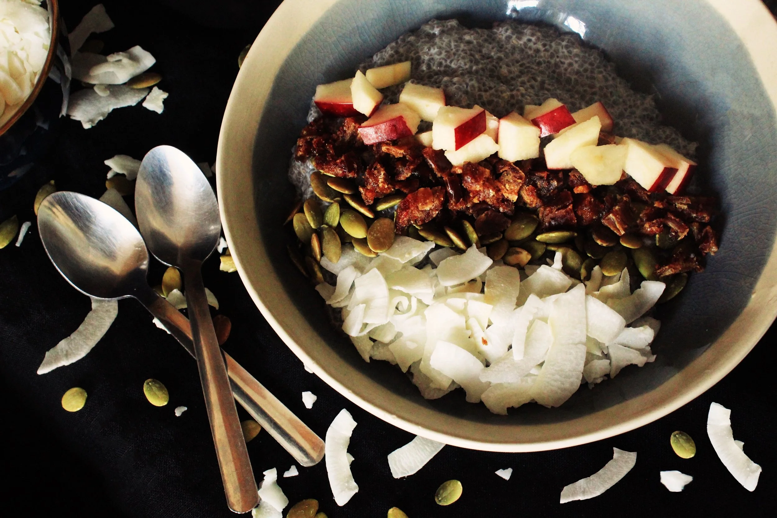 Date & Vanilla Bean Chia Seed Pudding 